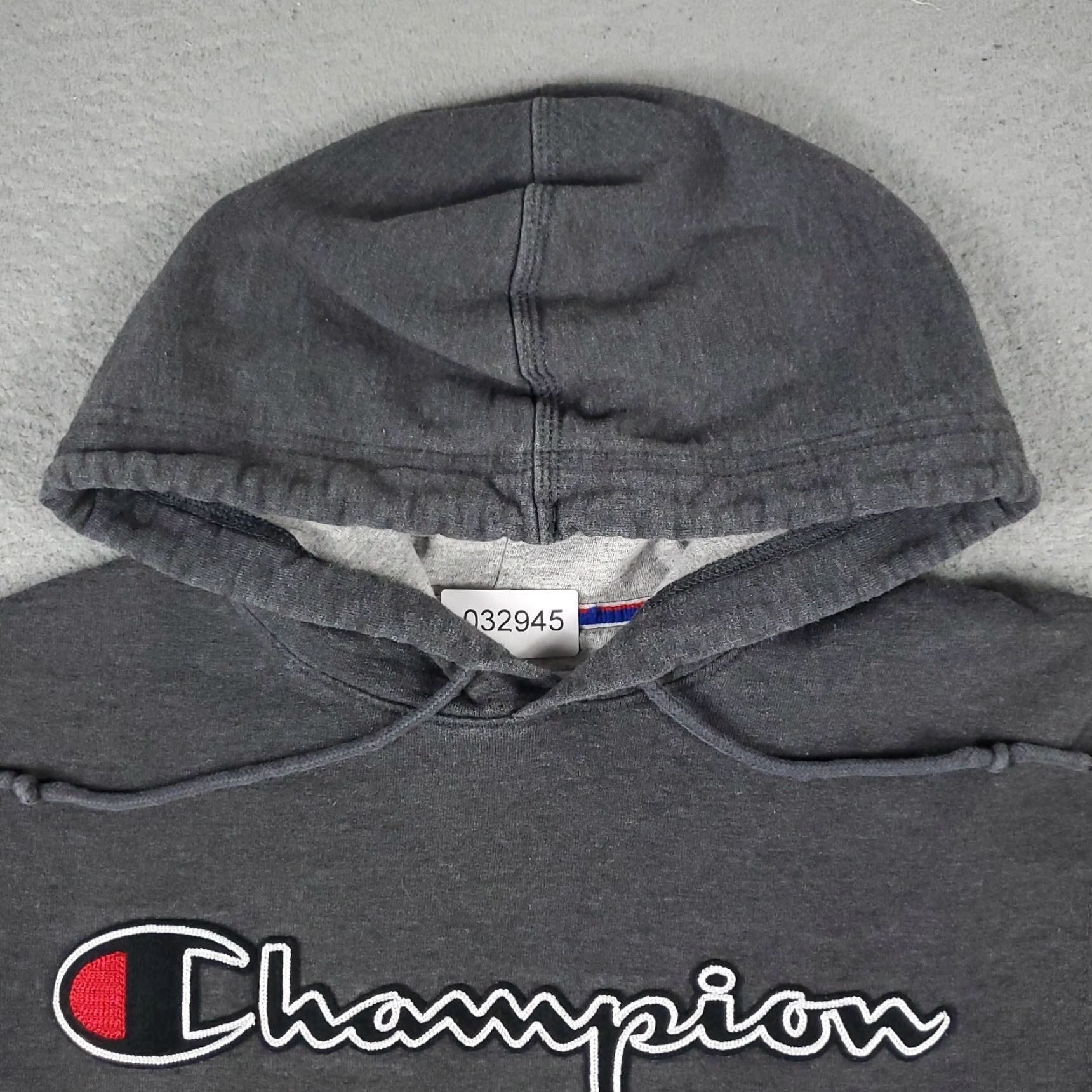 Champion Vintage Champion Men's Hoodie Pullover Sweatshirt Small Gray Fleece Logo Casual Winter Size US S / EU 44-46 / 1 - 3 Thumbnail