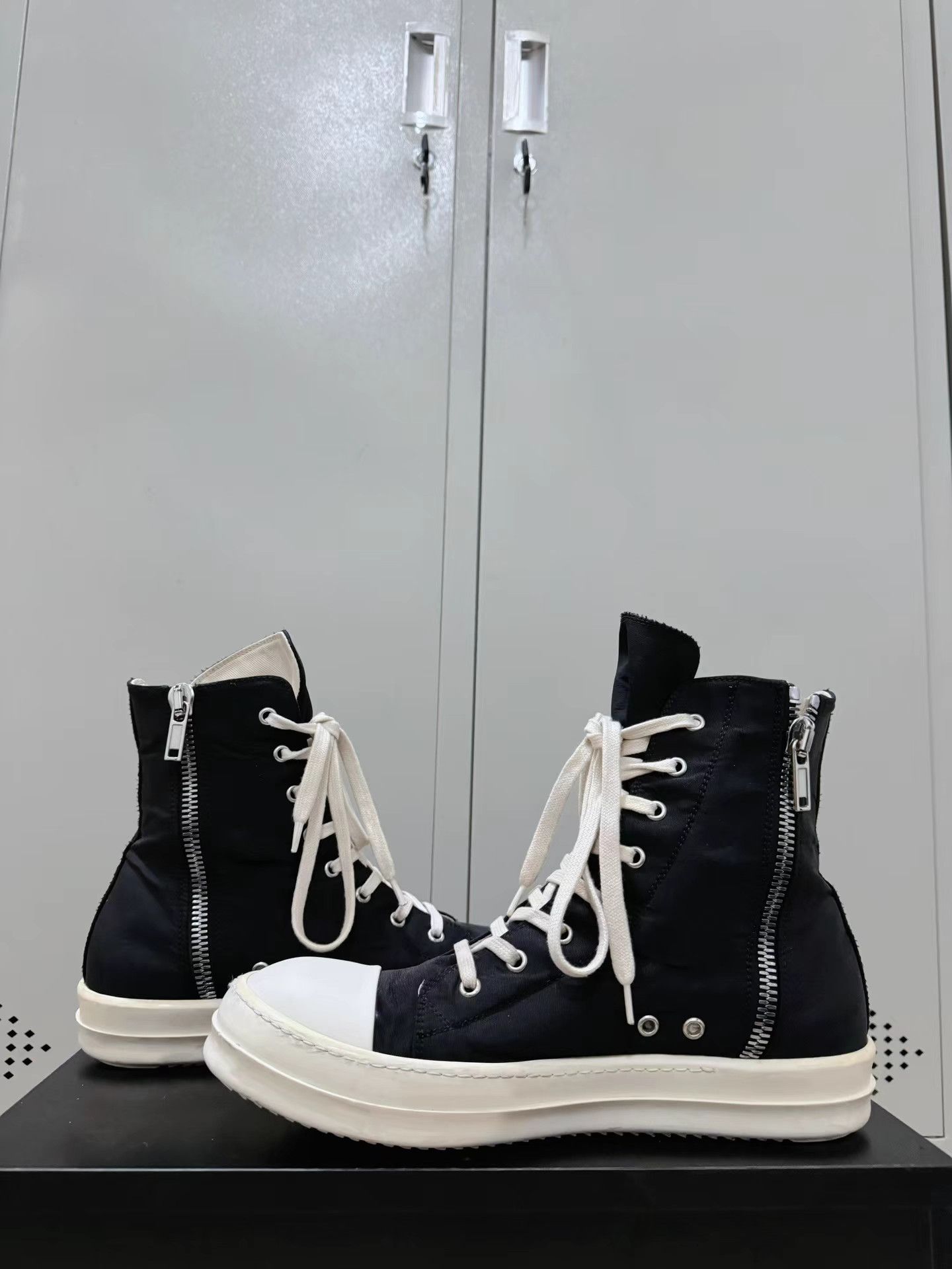 Rick Owens Drkshdw Rick Owens Drkshdw Converse high-top sneakers Size US 10.5 / EU 43-44 - 5 Thumbnail