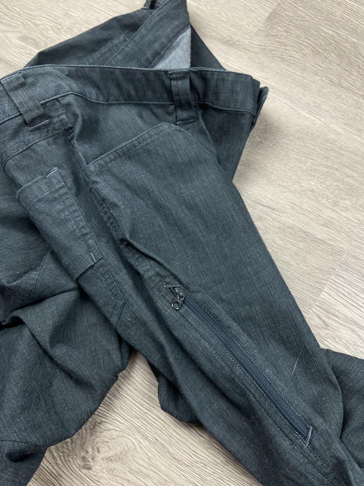Arc'teryx New* Arc’teryx A2B Commuter Pants* men’s 38 reg charcoal Size US 38 / EU 54 - 9 Thumbnail