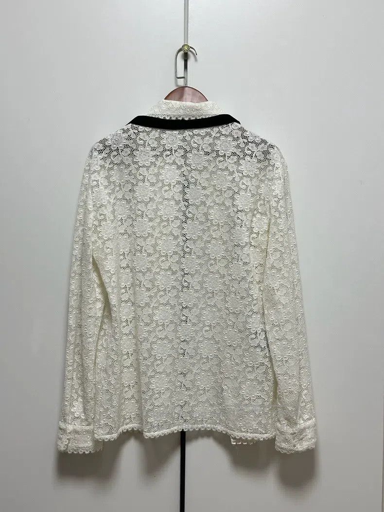 Gucci Gucci Size15+ Lace knitted long sleeves Size XS / US 0-2 / IT 36-38 - 1 Thumbnail