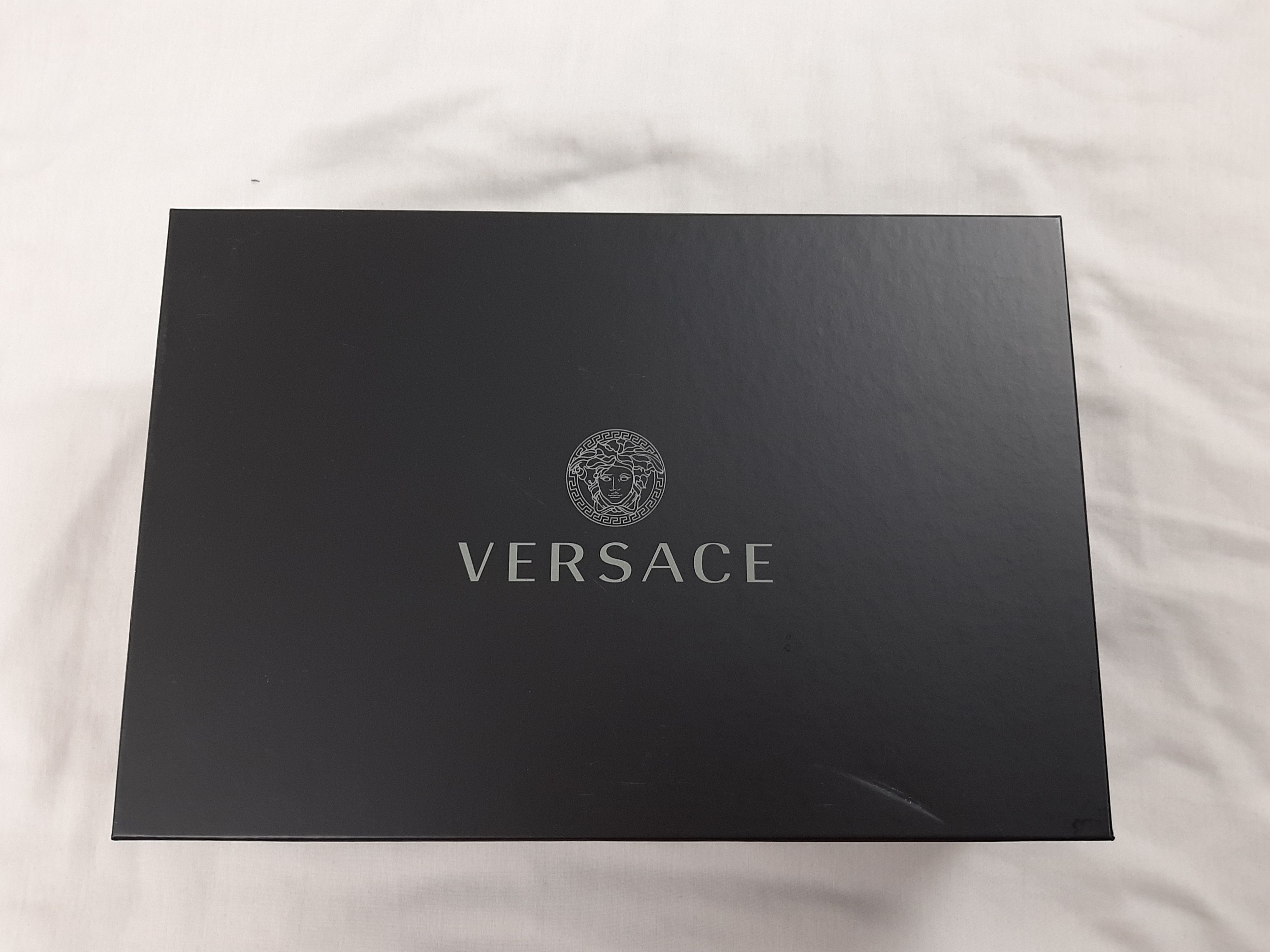 Versace Versace Greca Low Top Sneakers Women's Size US 7 EU 37 Size US 7 / IT 37 - 16 Thumbnail