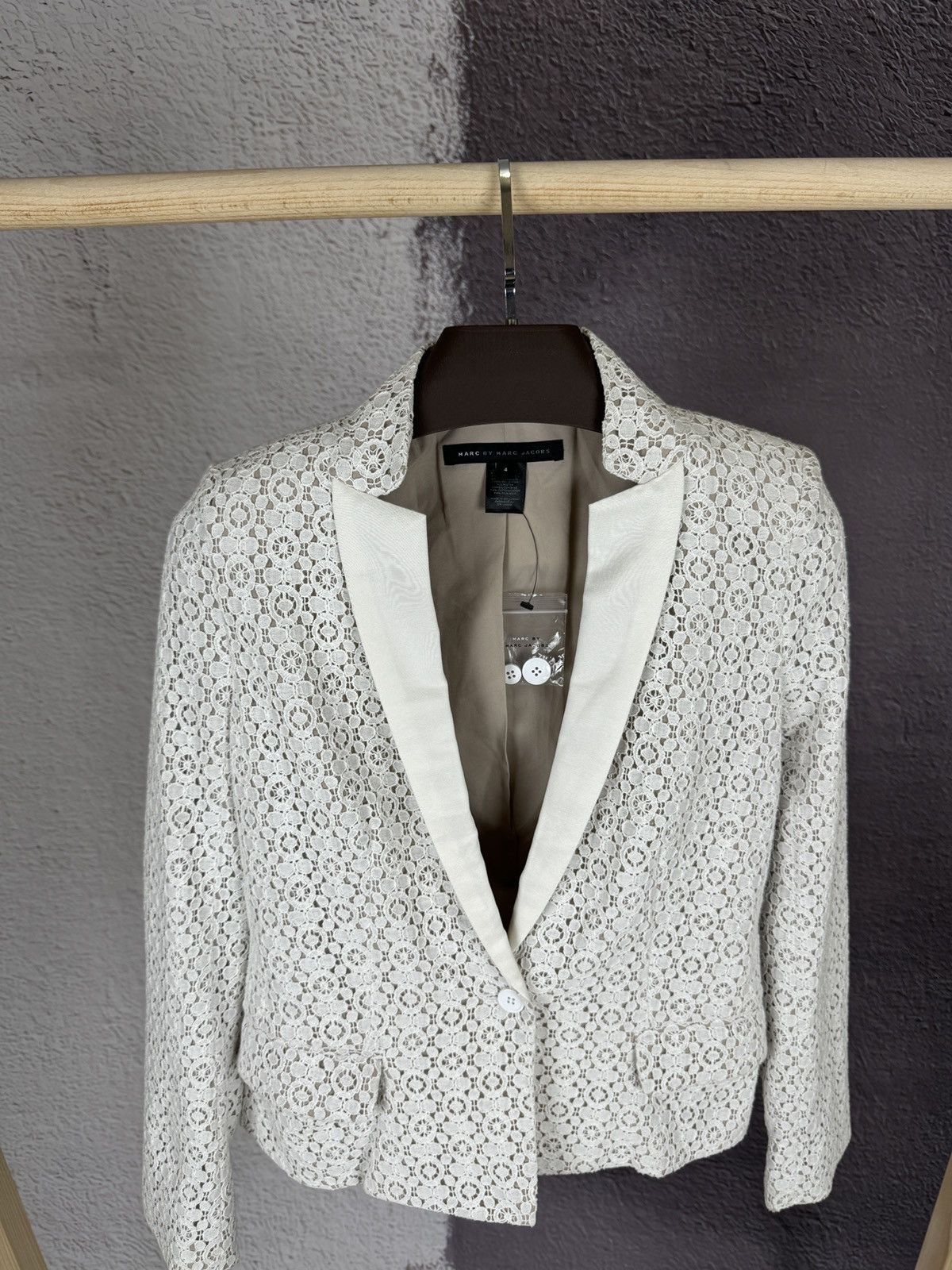 Marc by Marc Jacobs Marc By Marc Jacobs Womens Lace Notch Collar Blazer White 4 Size S / US 4 / IT 40 - 7 Thumbnail