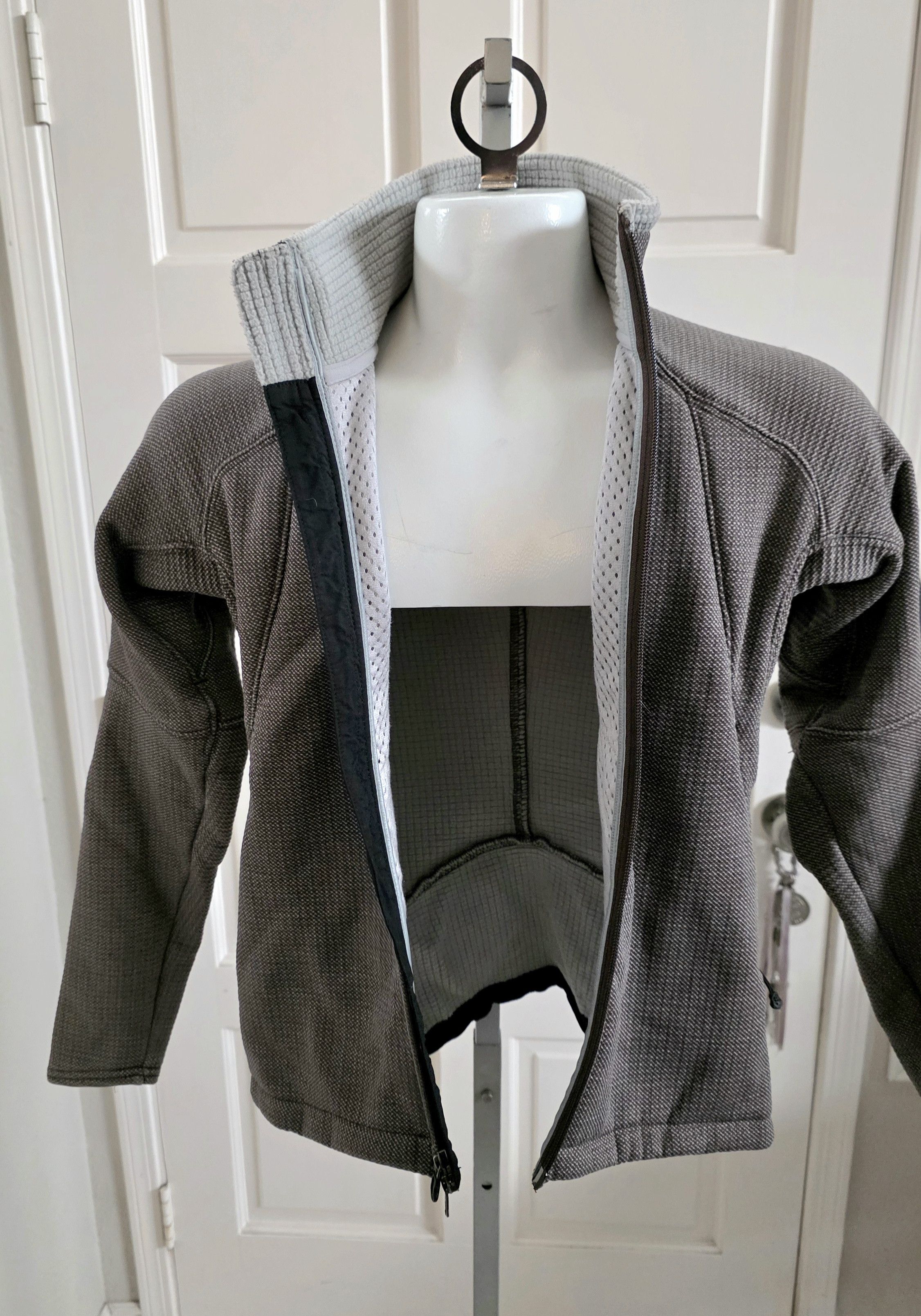 Patagonia Patagonia R1 Full-Zip Jacket polartec Raglan Sleeves Small Size S / US 4 / IT 40 - 9 Thumbnail