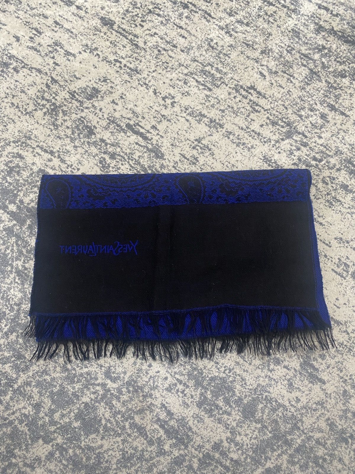Vintage × Yves Saint Laurent Yves saint laurent vintage two sided scarf with mini logo Size ONE SIZE - 3 Thumbnail