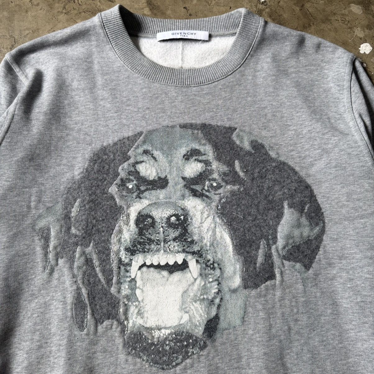 Givenchy Givenchy - Riccardo Tisci - 2016 Rottweiler Crewneck Size US M / EU 48-50 / 2 - 3 Thumbnail