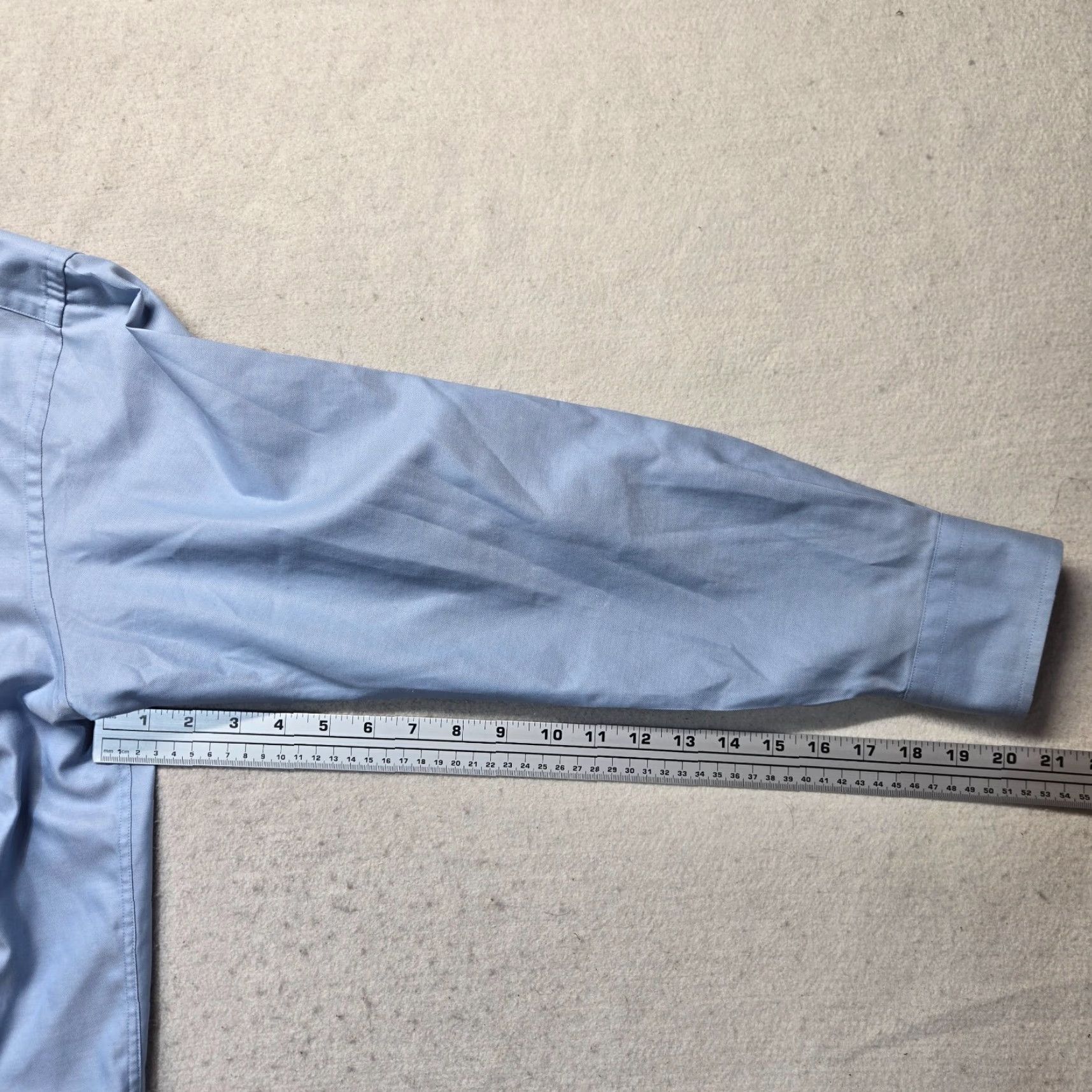 Jos. A. Bank Jos. A. Bank Solid Blue Long Sleeve Button-Up Shirt Adult Medium Mens Size US M / EU 48-50 / 2 - 4 Thumbnail