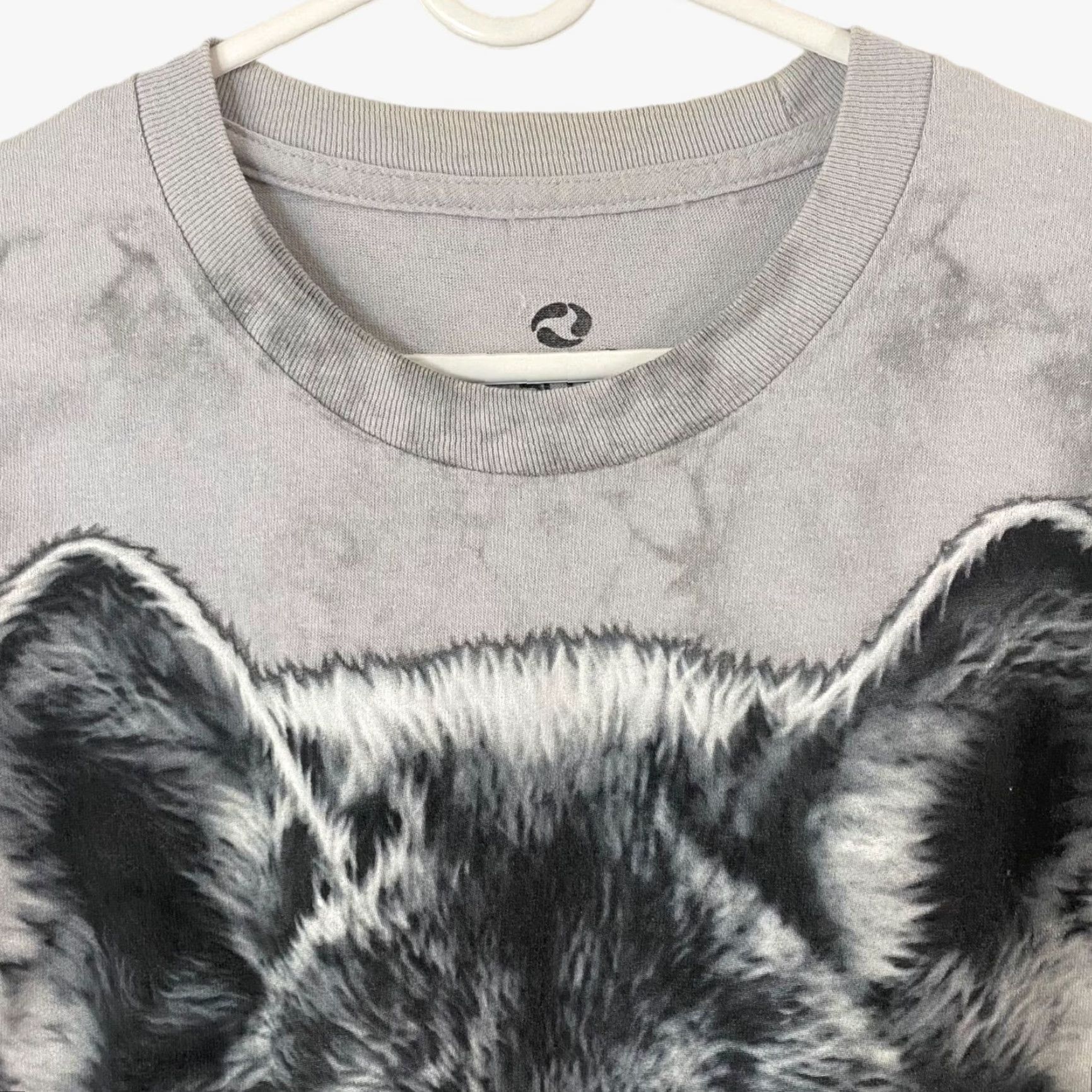 Liquid Blue VINTAGE Liquid Blue Wolf Tie Dye T-Shirt Mens L Gray Short Sleeve Crew Neck Graphic Tee Animals Nature 90s Mens Size US L / EU 52-54 / 3 - 5 Thumbnail