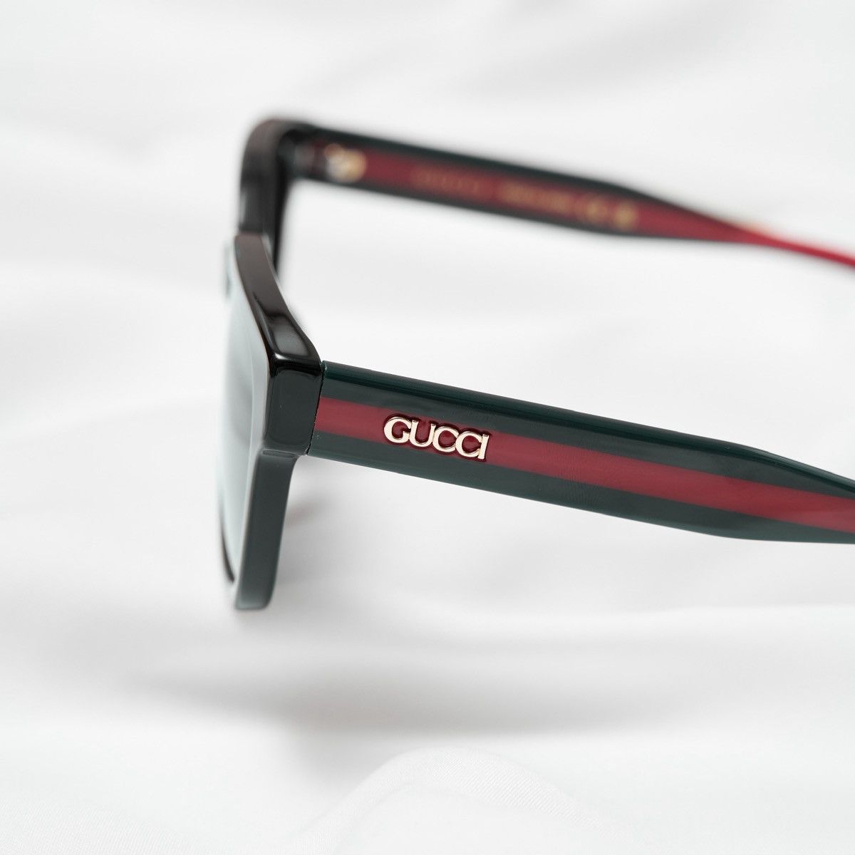 Gucci GUCCI GG1872SK 001 SUNGLASSES Size ONE SIZE - 4 Thumbnail