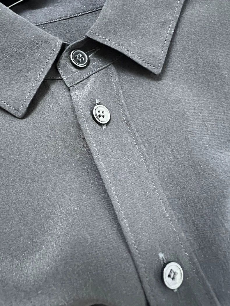 Saint Laurent Paris Saint laurent paris 0 FW Darth Vader basic mulberry silk sh Size M / US 6-8 / IT 42-44 - 3 Thumbnail