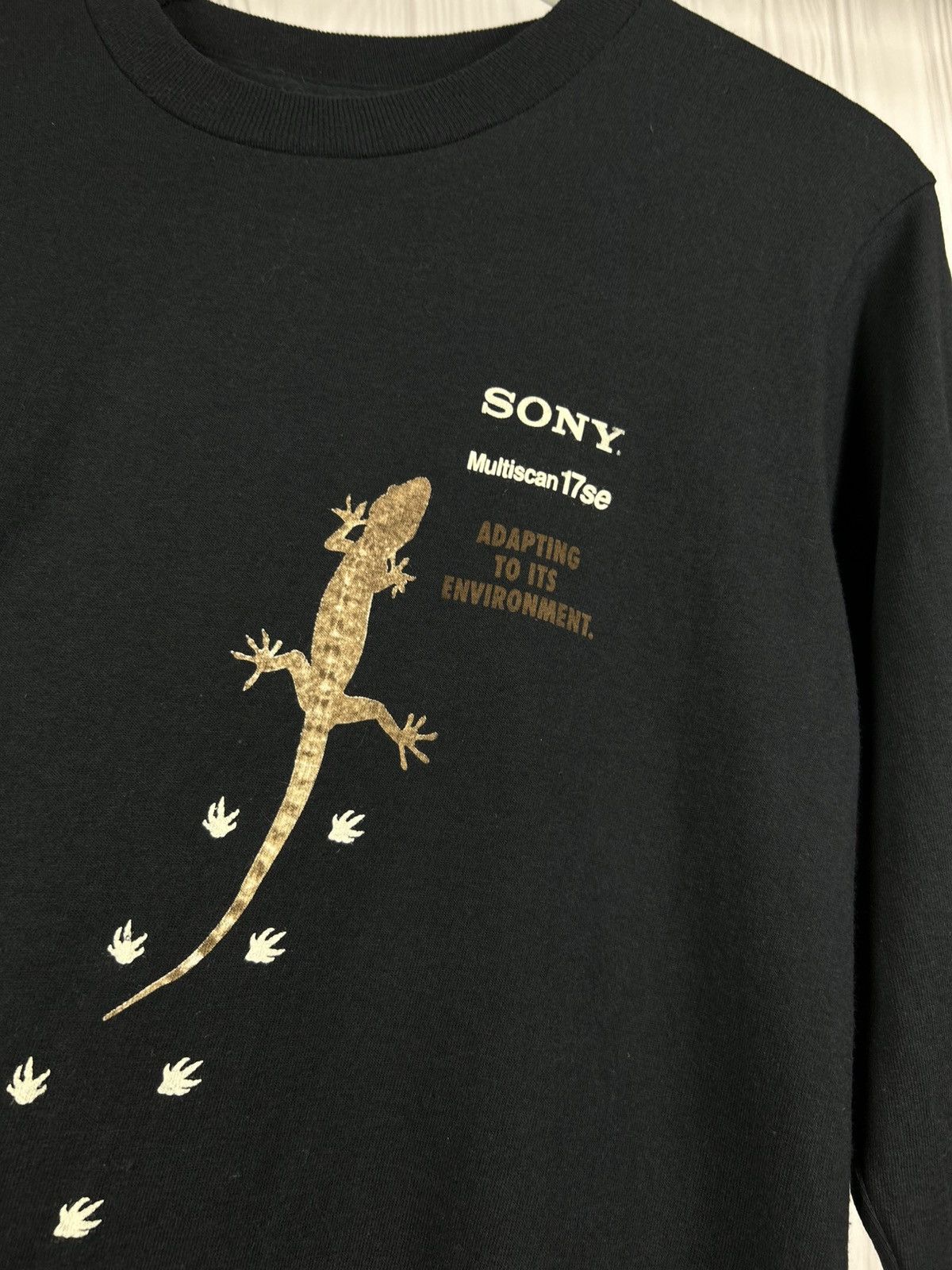Sony Vintage Sony Multiscan 17se Long Sleeve Gecko T-Shirt Size M Size US M / EU 48-50 / 2 - 5 Thumbnail