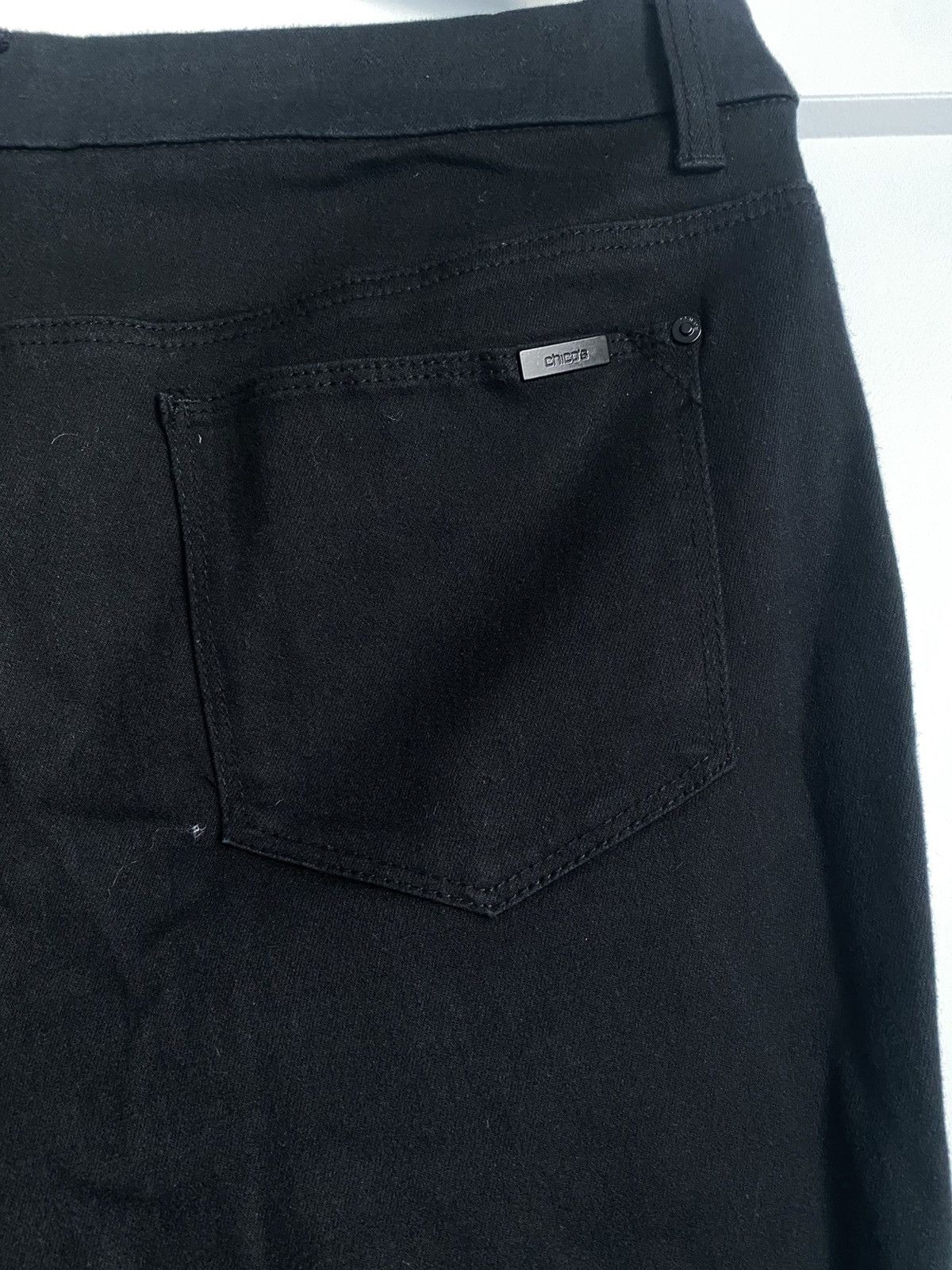 Chicos Chico's Black Charm Girlfriend Ankle Jean Used Size 26" / US 2 / IT 38 - 5 Thumbnail