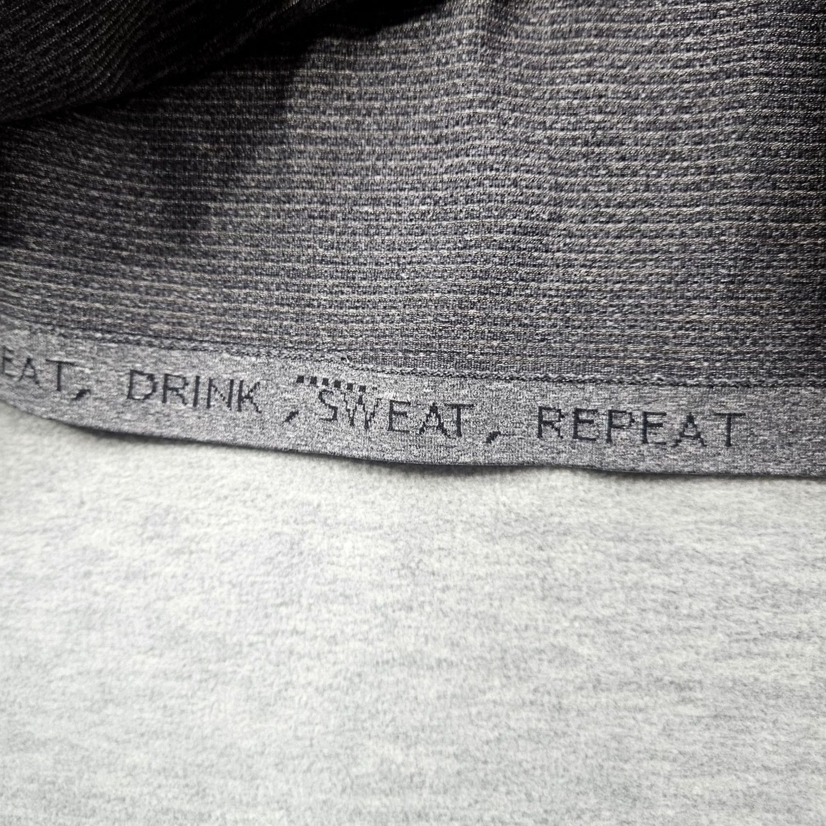 Lululemon Lululemon Men’s Heather Gray Metal Vent Tech Workout Top XXL Shirt Short Sleeve Logo Activewear All Seasons Sports Mens Regular Color Gray 2XL Size US XXL / EU 58 / 5 - 6 Thumbnail