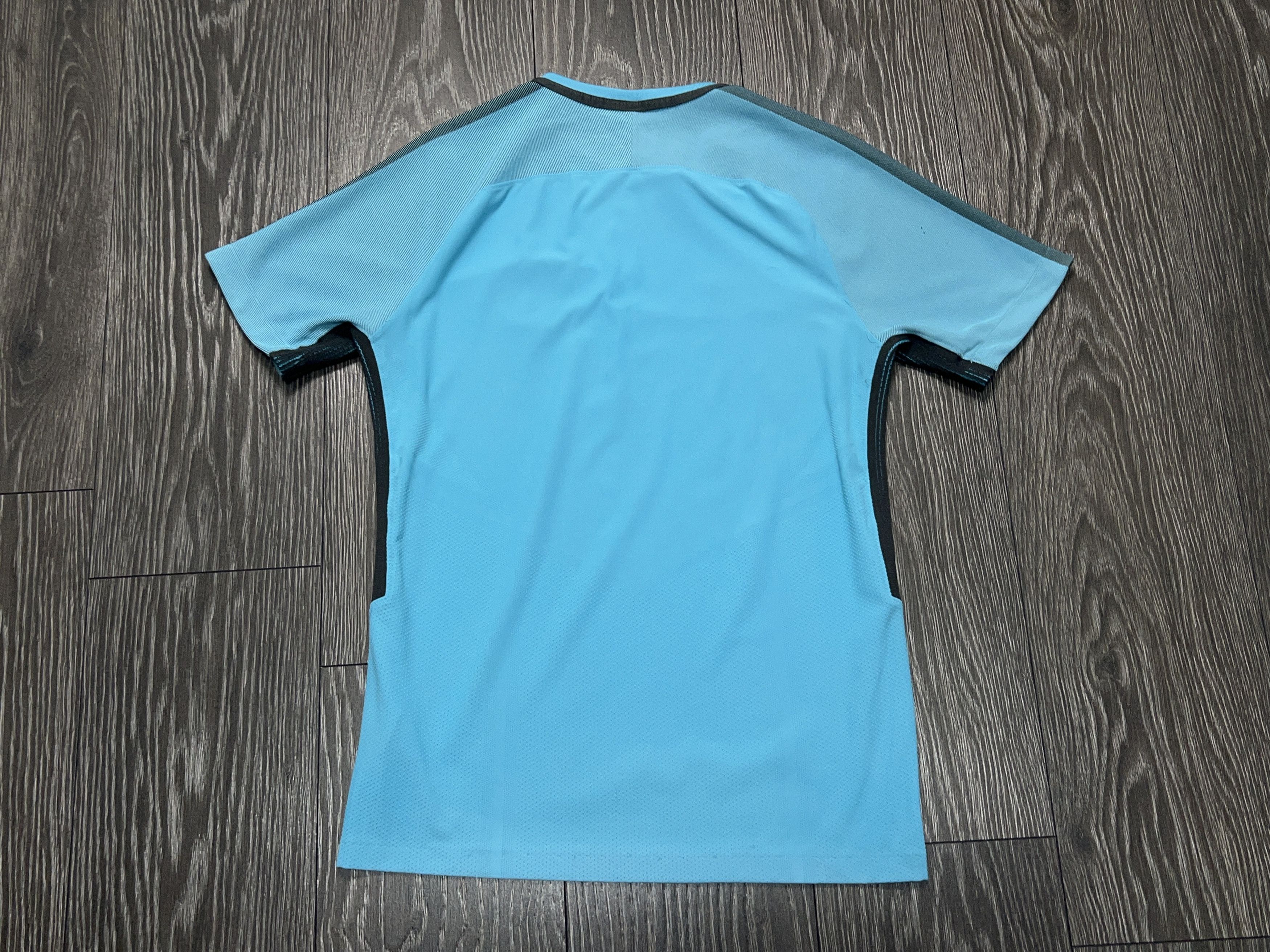 Nike Chelsea FC 2017 2018 FootballSoccer Shirt Aeroswift Jersey S Size US S / EU 44-46 / 1 - 12 Thumbnail