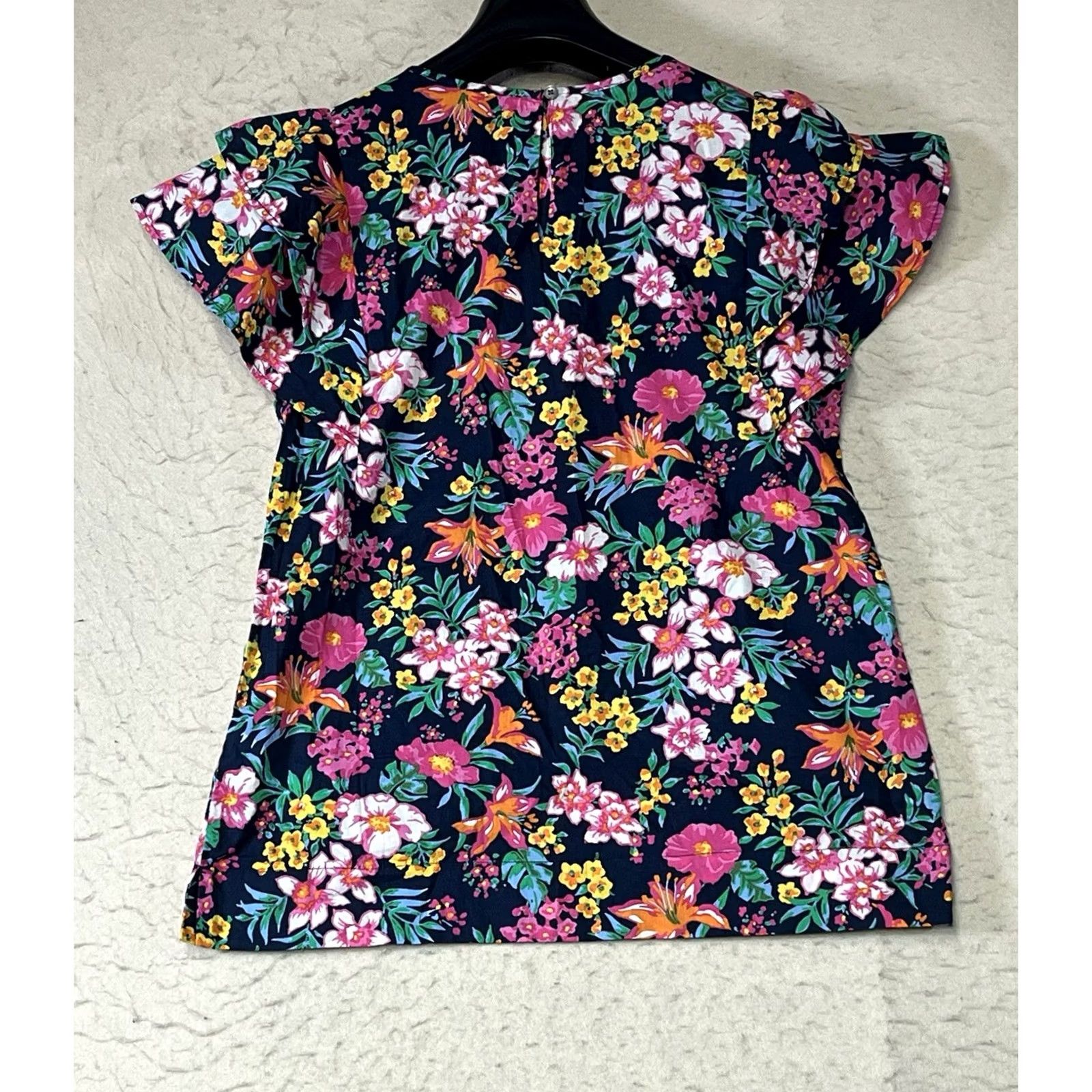 J.Crew J.Crew Blouse Women XXSmall Flutter Sleeve Floral Back Button Closure Multicolor Spring Fall Summer Casual Business Travel Womens Blouse Size XXS / US 00 / IT 34 - 2 Thumbnail