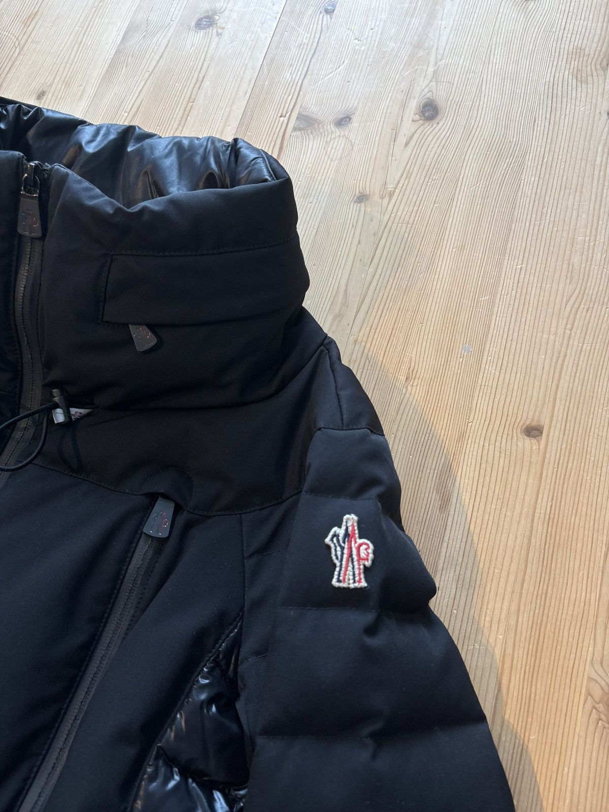 Moncler Moncler Grenoble Isere Jacket Size S / US 4 / IT 40 - 6 Thumbnail