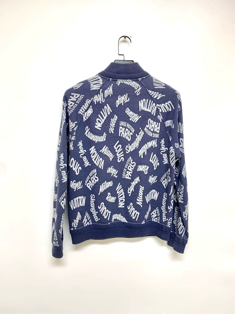 Louis Vuitton LOUIS VUITTON Full-printed logo half-zipper long sleeves Size US L / EU 52-54 / 3 - 8 Thumbnail