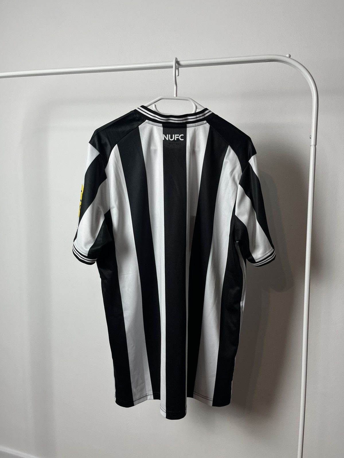 Castore Newcastle United Castore Soccer Jersey L Size US L / EU 52-54 / 3 - 8 Thumbnail