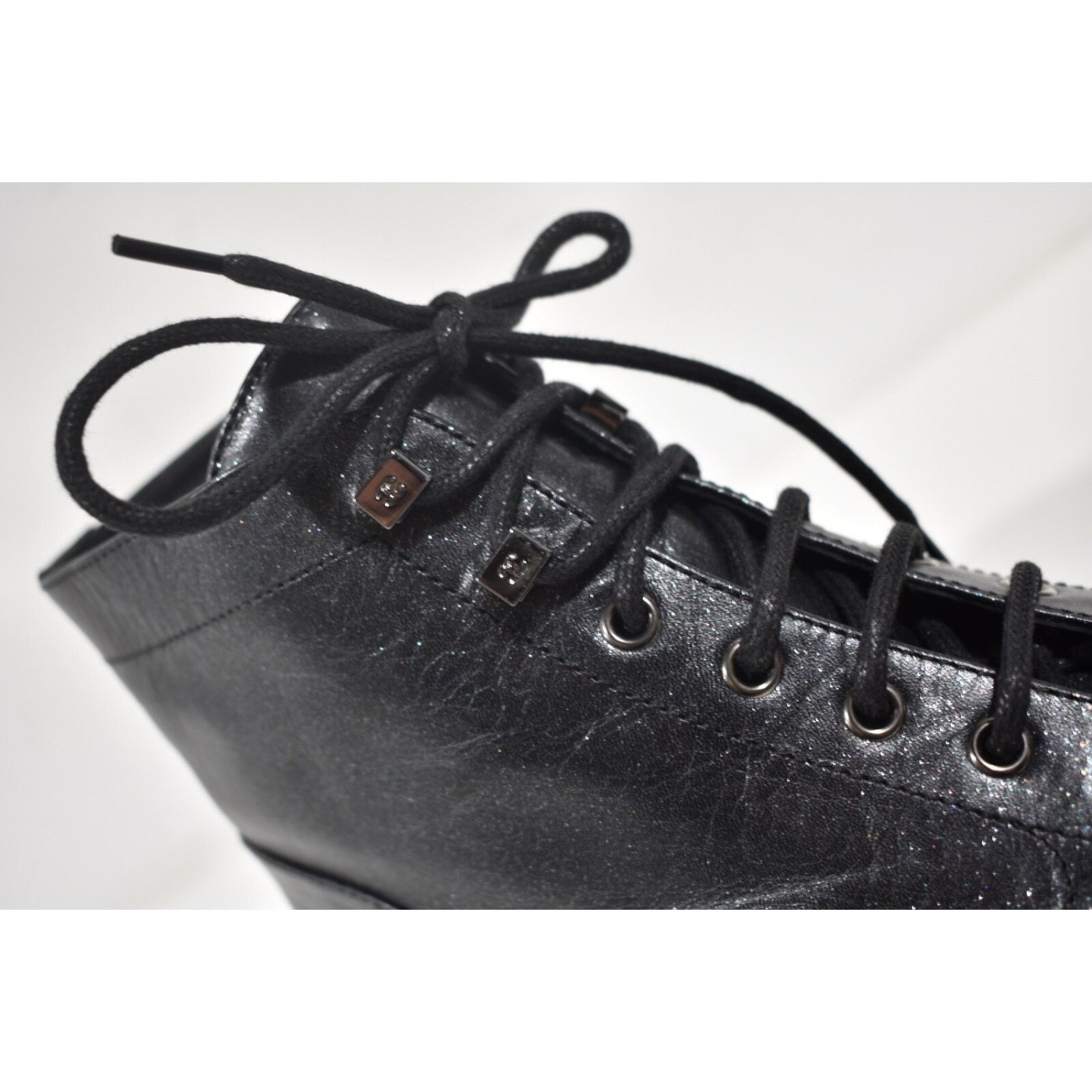 Chanel Chanel 20A Black Calfskin Leather CC Combat Lace Up Tie Size US 9.5 / IT 39.5 - 4 Thumbnail