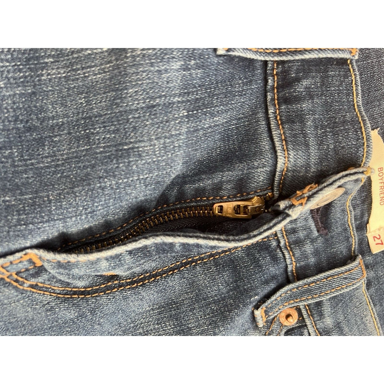 Levi's Levis Slim Jeans Boyfriend Straight Women Size 27 A000834 Size US 27 - 5 Thumbnail