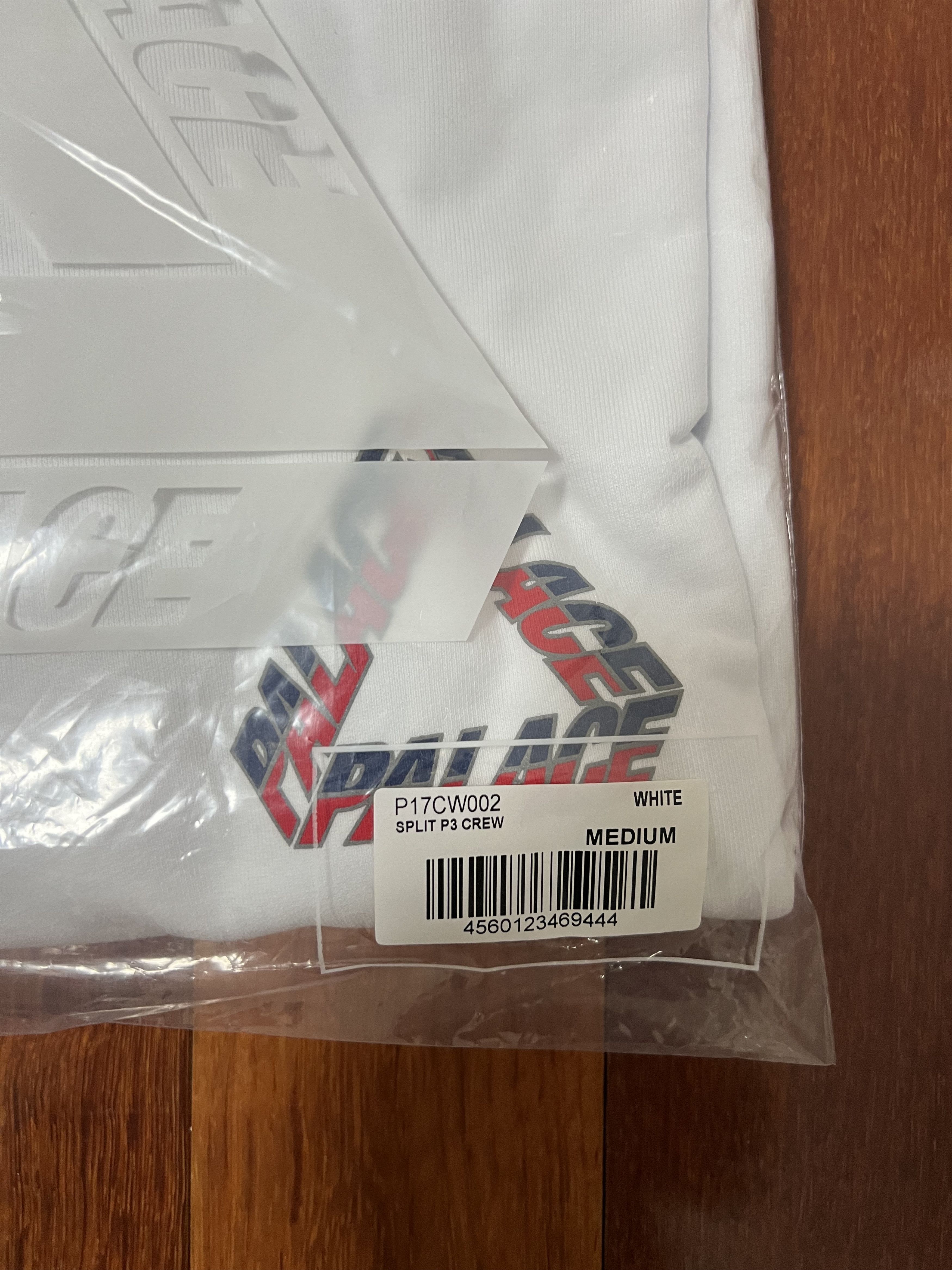 Palace 💚 2019 Palace Split P3 Crew White Medium NEW Size US M / EU 48-50 / 2 - 11 Thumbnail
