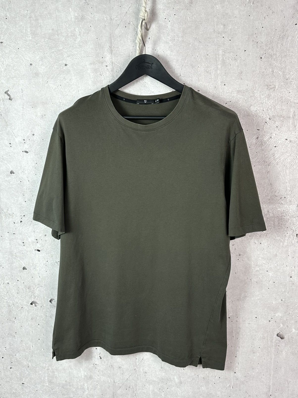 Jil Sander Jil Sander Uniqlo Basic Cotton Khaki Short Sleeve Size US M / EU 48-50 / 2 - 1 Thumbnail