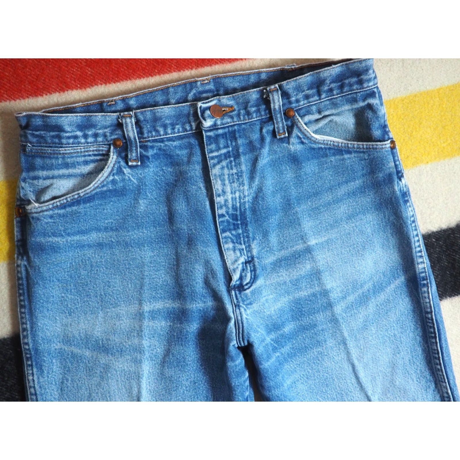 Wrangler VTG Wrangler Denim Jeans 33x30 USA Made 90s Blue Cowboy Mens Denim Pant Grunge Look Size US 33 - 3 Thumbnail
