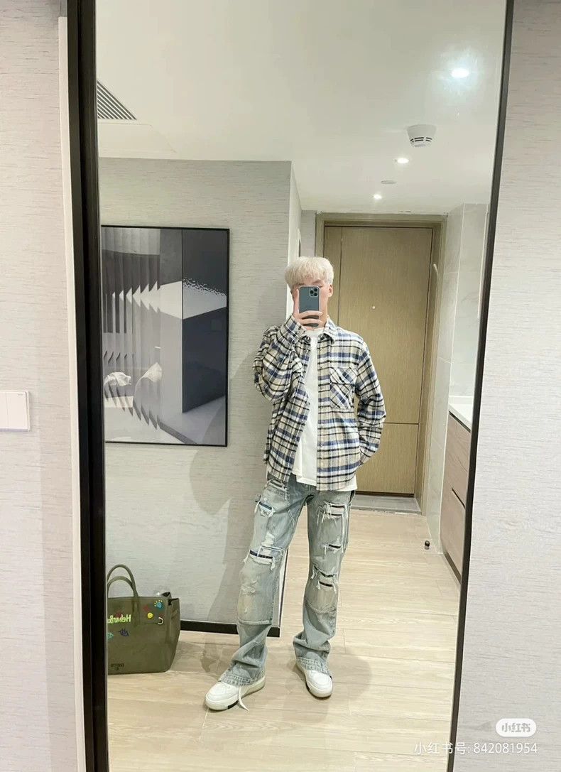 Amiri Amiri Size 48Ink-splashed jeans 2502-Nextarrow Size US 40 / EU 56 - 1 Thumbnail