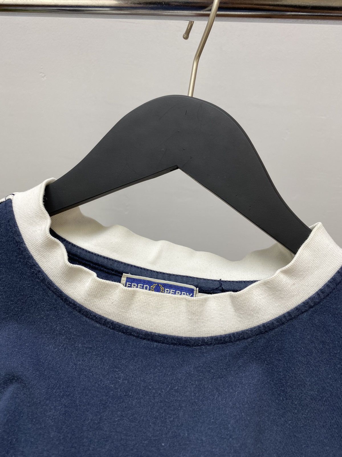 Fred Perry × Vintage Vintage Fred Perry T-Shirt Mini Logo Lamps Streetwear Y2K Size US L / EU 52-54 / 3 - 11 Thumbnail