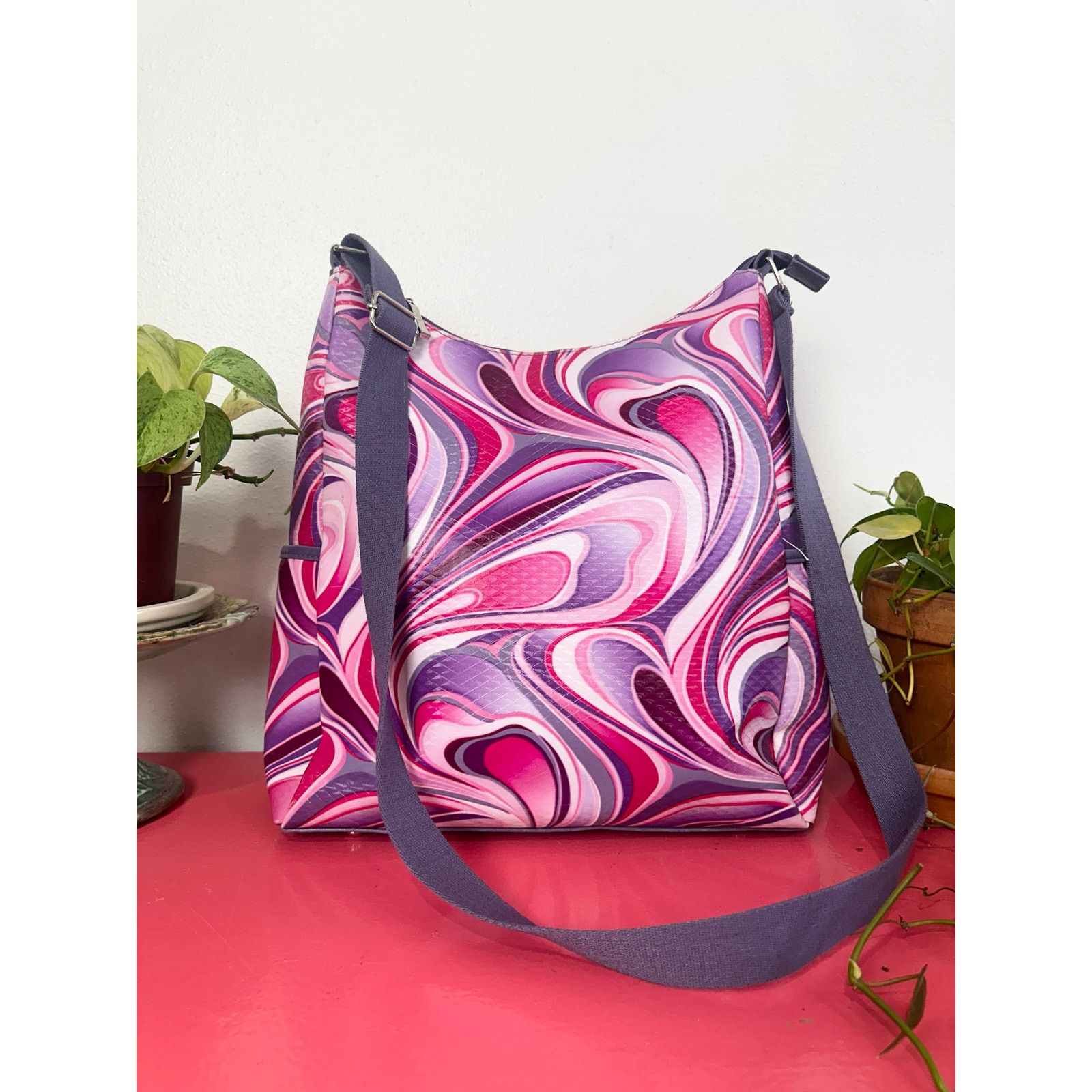 Other Y2K Psychedelic Swirl Crossbody Shoulder Bag Size ONE SIZE - 1 Thumbnail