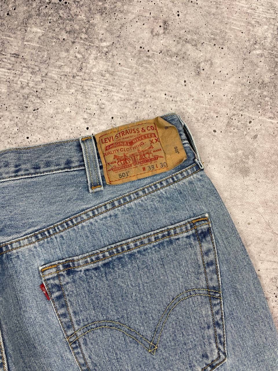 Levi's × Vintage Vintage Levi’s 501 Y2K Style Blue Stonewashed Denim Jeans Size US 36 / EU 52 - 20 Thumbnail