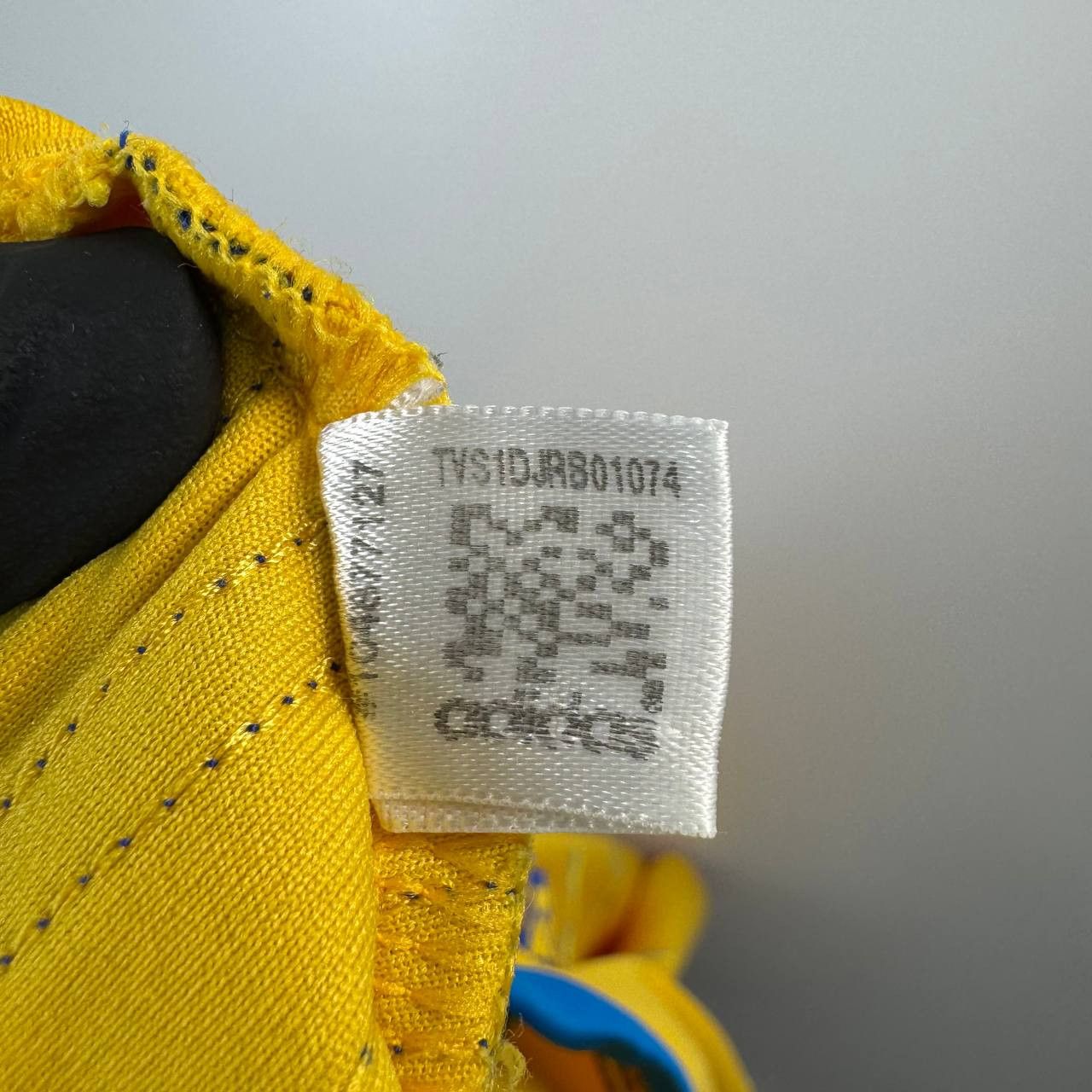 Adidas Adidas Ukraine Home Jersey ClimaCool X11627 Mens Size M Size US M / EU 48-50 / 2 - 7 Thumbnail