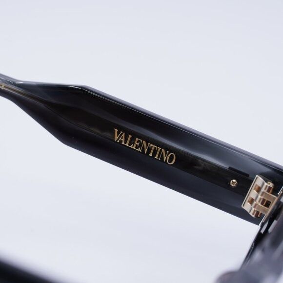 Valentino Valentino V-TRE VLS-101A Sunglasses Shiny Black Cat Eye Size ONE SIZE - 7 Thumbnail