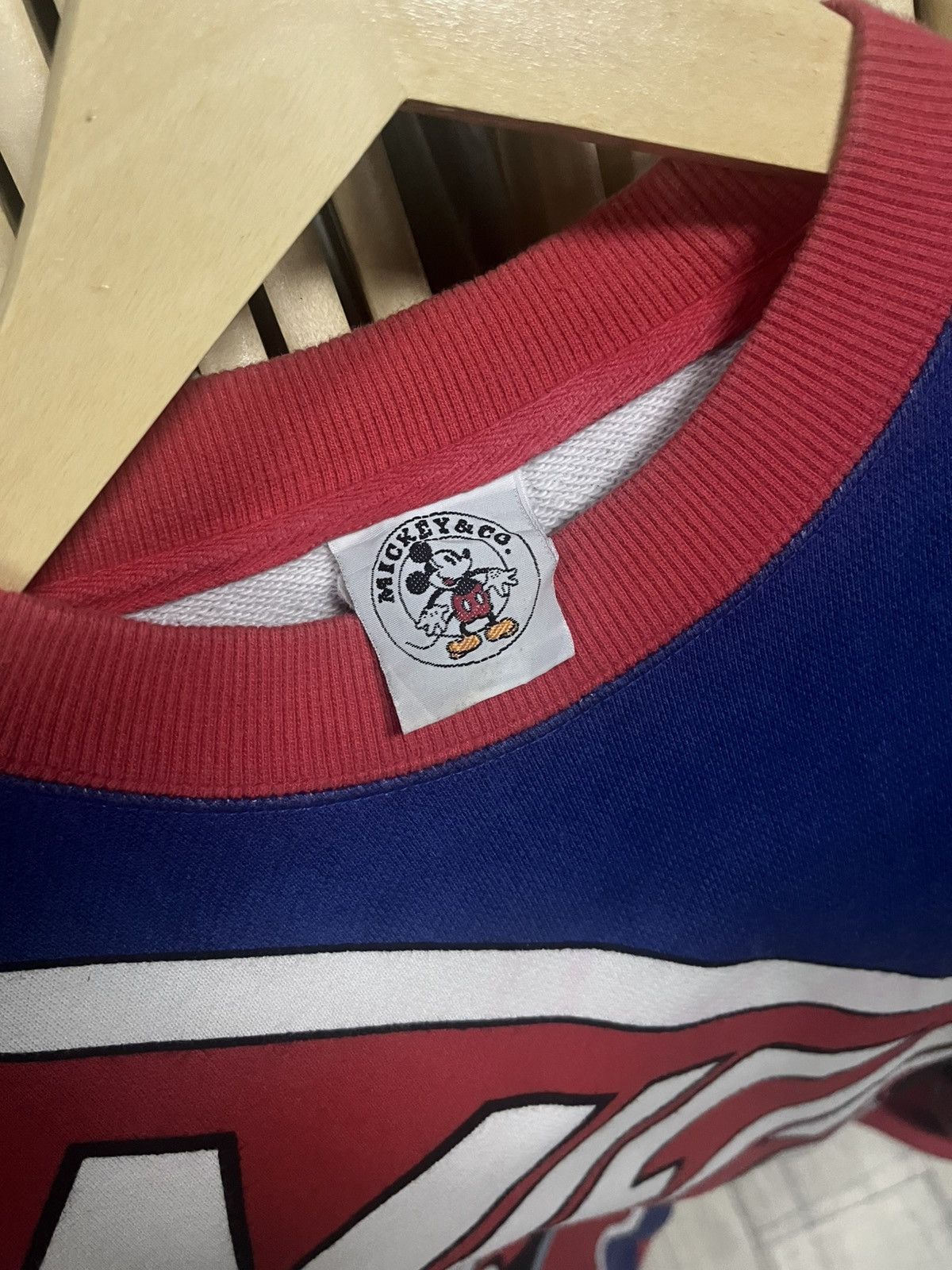 Vintage Vintage 90s mickey mouse & CO NBA basketball Size US M / EU 48-50 / 2 - 7 Thumbnail