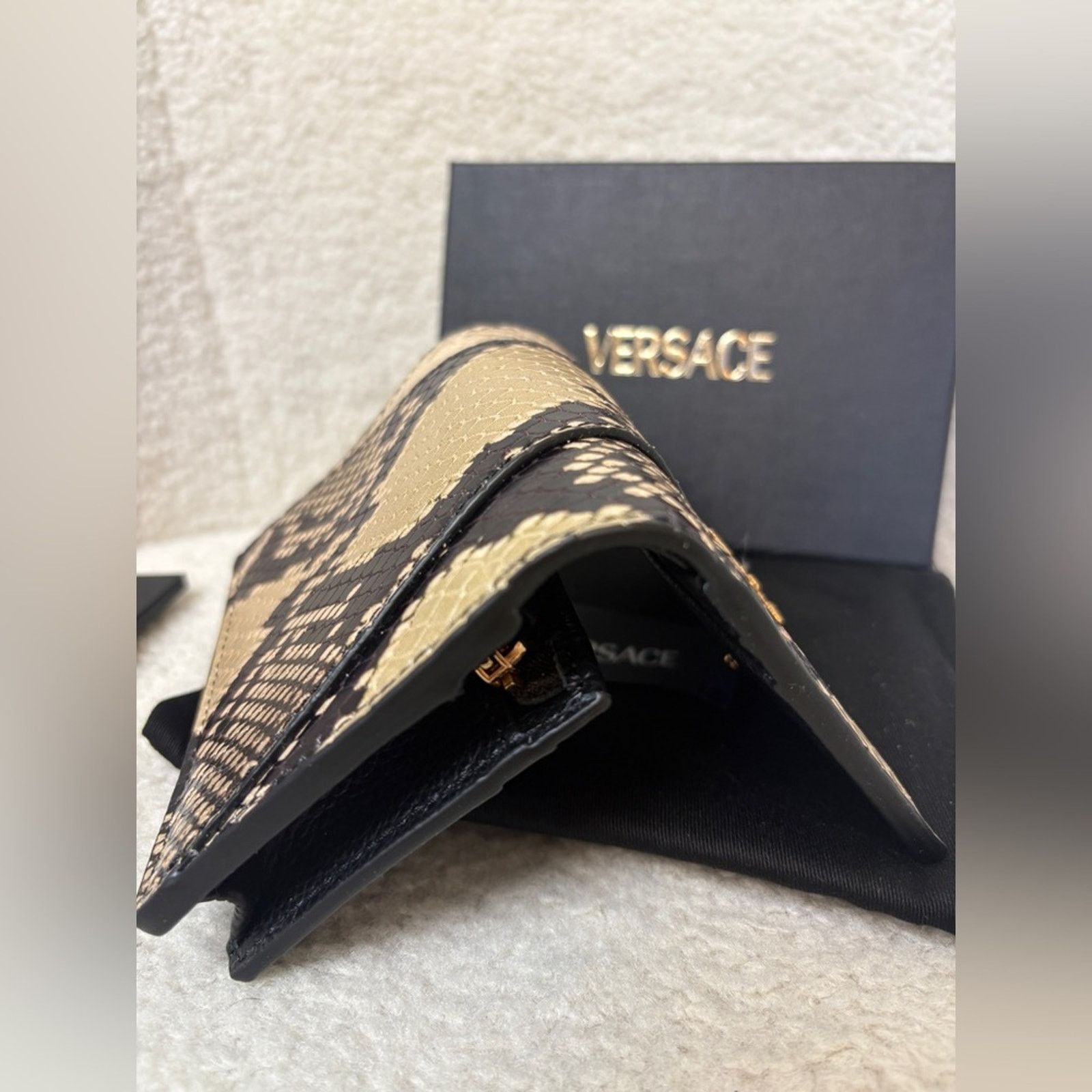 Versace Versace Black and Cream Snakeskin Wallet NWT Size ONE SIZE - 5 Thumbnail