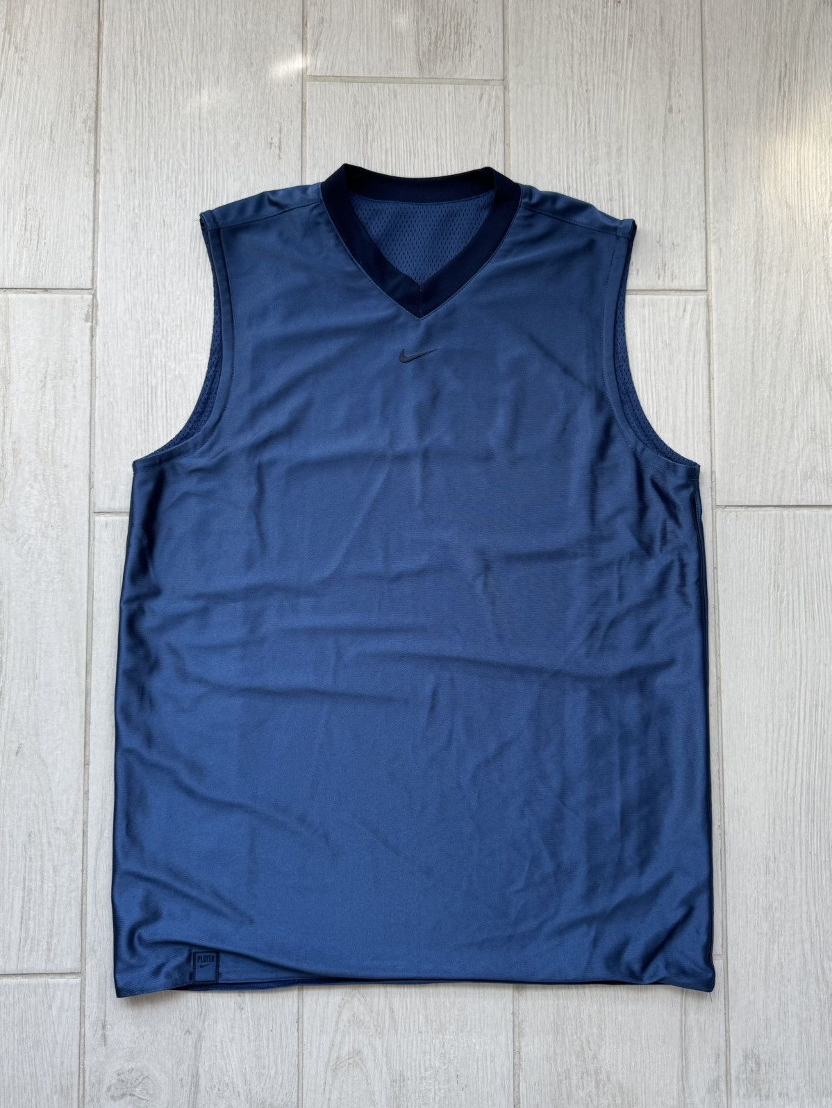 Nike Vintage Y2K Nike Reversible Center Swoosh Basketball Jersey Size US S / EU 44-46 / 1 - 11 Thumbnail