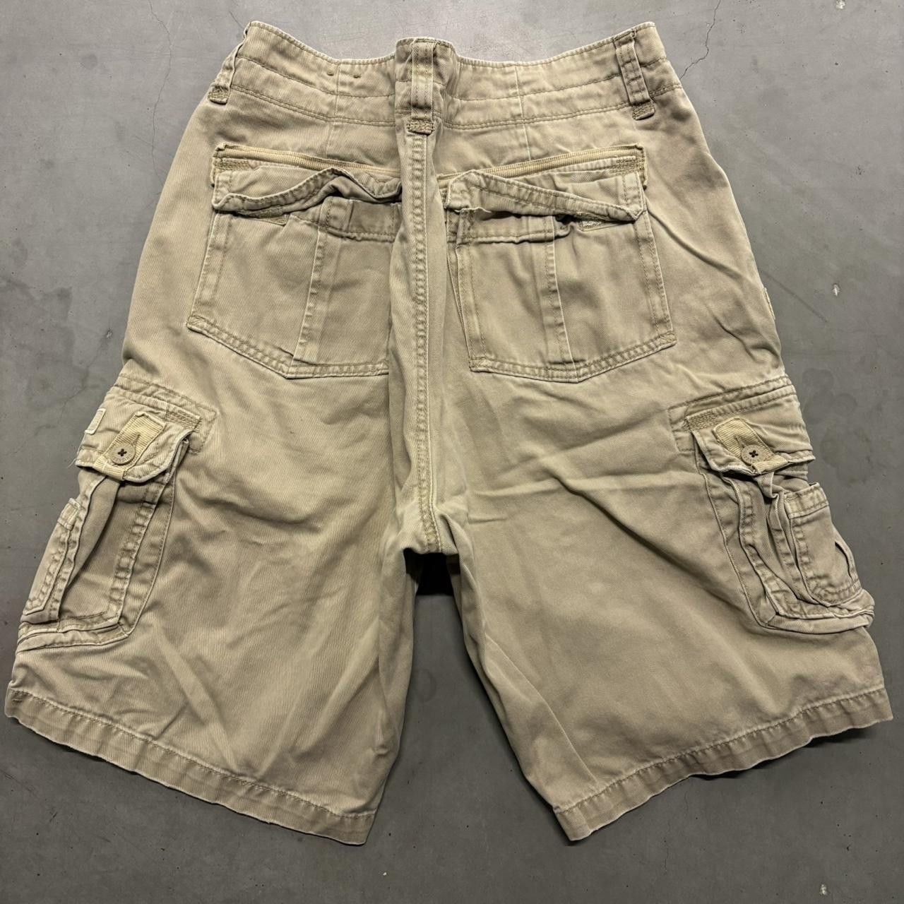 UNIONBAY Crazy Vintage Y2K/2000s Union Bay Spring Summer Vibes Chill Khaki Cargo Shorts! Size US 34 / EU 50 - 2 Thumbnail