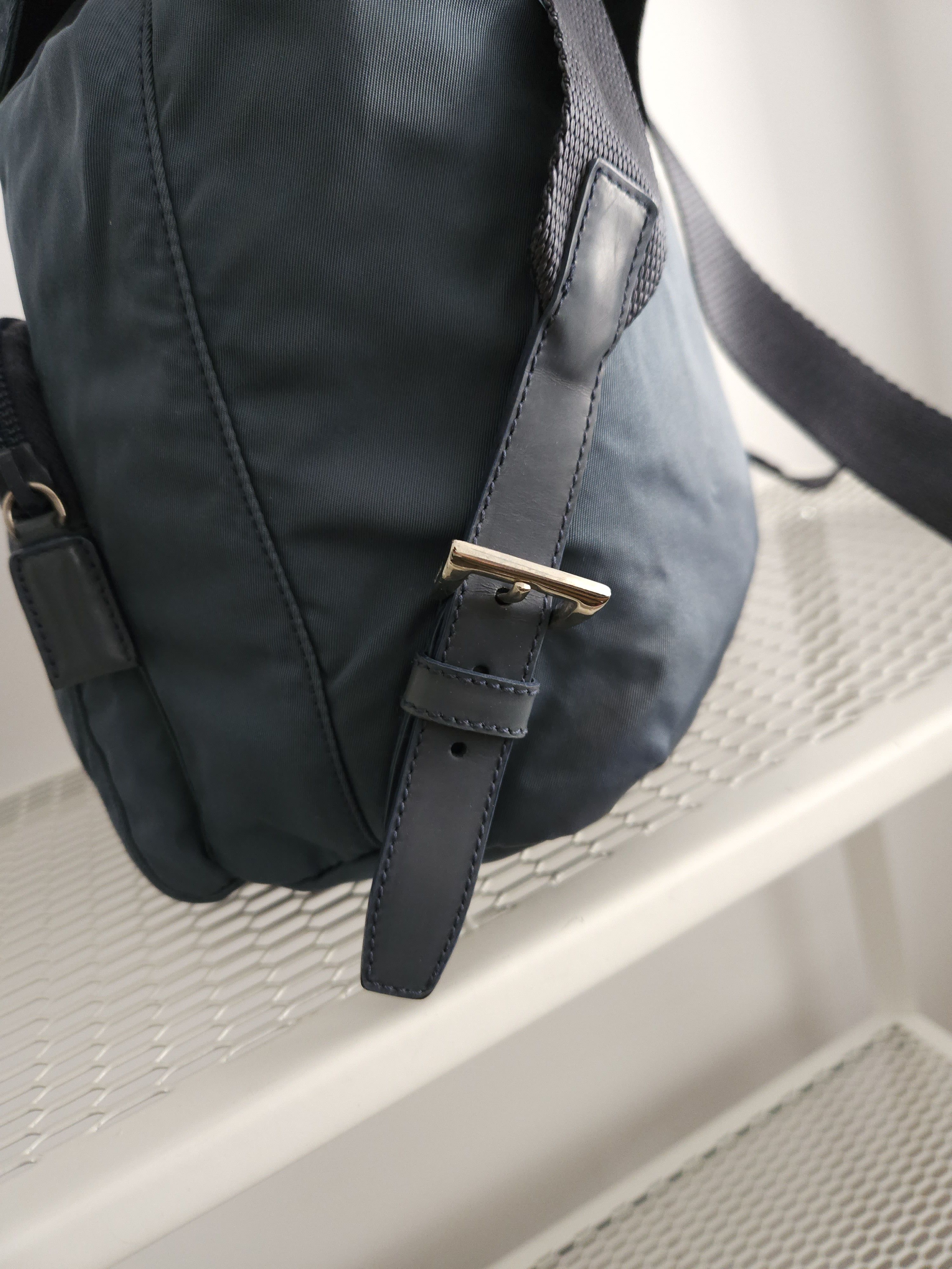 Prada Vintage 90s Prada nylon triangle logo mini cargo backpack Size ONE SIZE - 12 Thumbnail