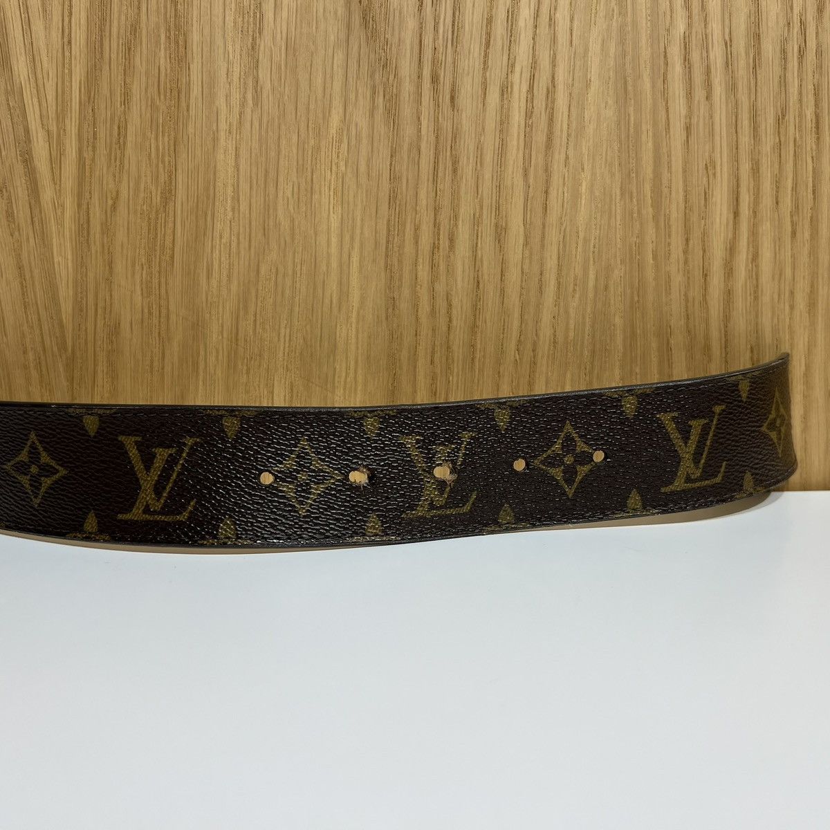 Louis Vuitton 🔹Louis Vuitton Logo Buckle Leather Belt Size 36 - 5 Thumbnail