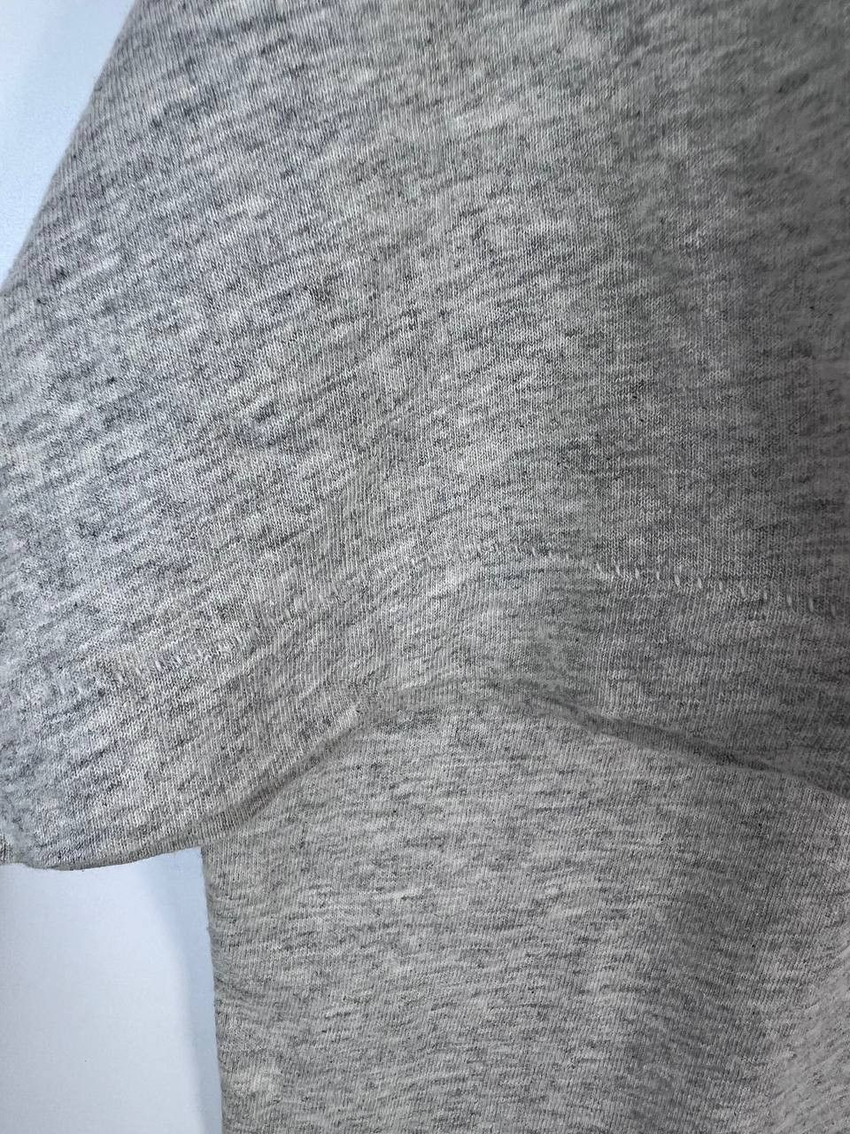 Nike VINTAGE NIKE AIR T-SHIRT 90s BIG LOGO GRAPHIC GREY Sz L Size US L / EU 52-54 / 3 - 3 Thumbnail
