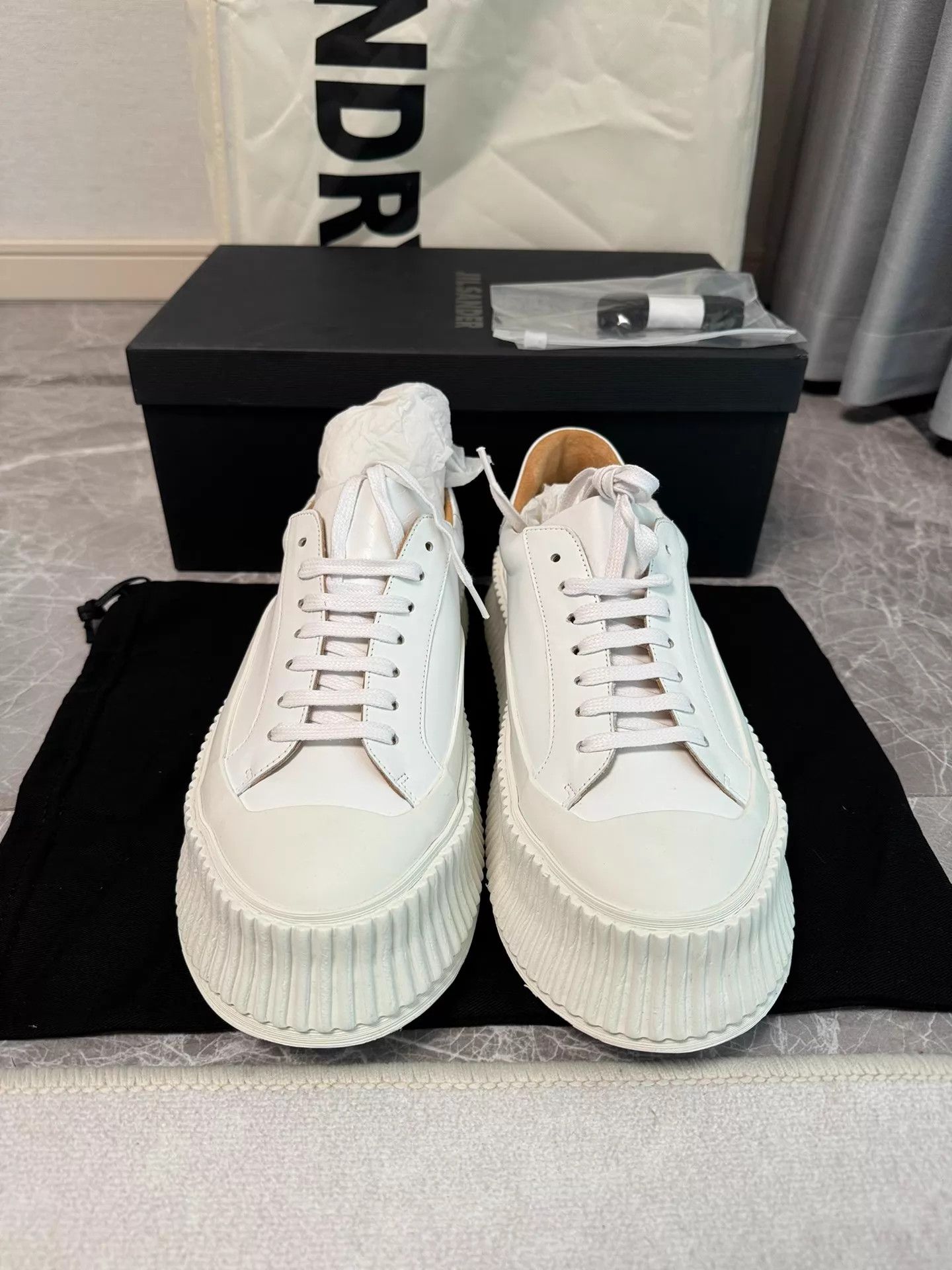 Jil Sander Jil Sander Biscuit White Sneaker 40 Spain Size US 7 / EU 40 - 2 Thumbnail