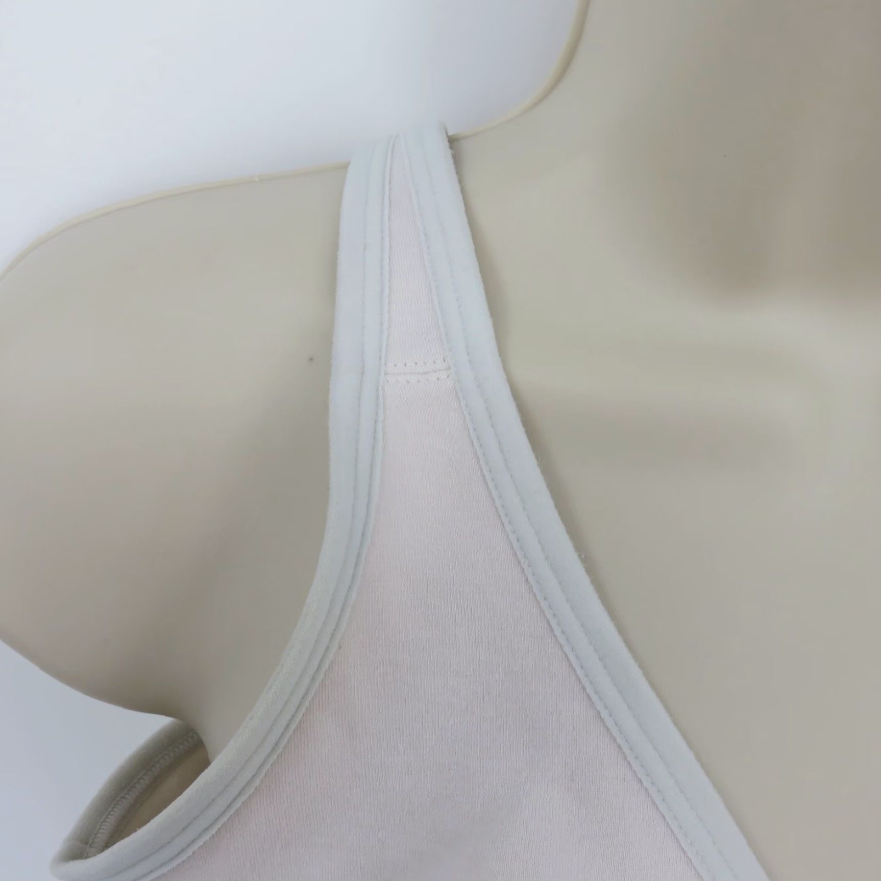 Vintage Cacique Bra Women's 40C Gray Wireless Unlined Full Coverage Cotton Blend T-Shirt Style XL? Wait Size ONE SIZE - 2 Thumbnail
