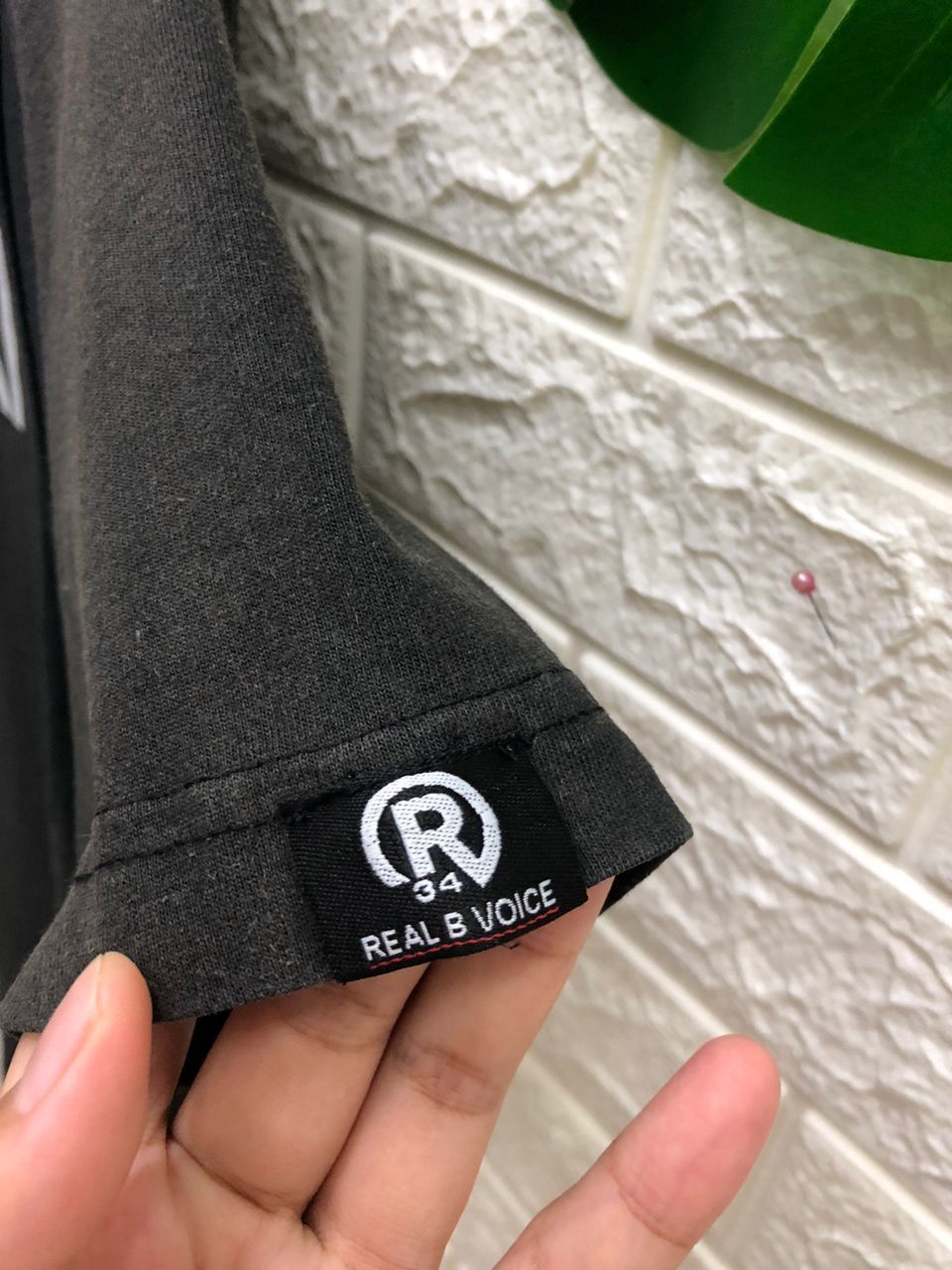 Japanese Brand Vintage Real BVoice Long Sleeve Tee Shirt Size US M / EU 48-50 / 2 - 3 Thumbnail