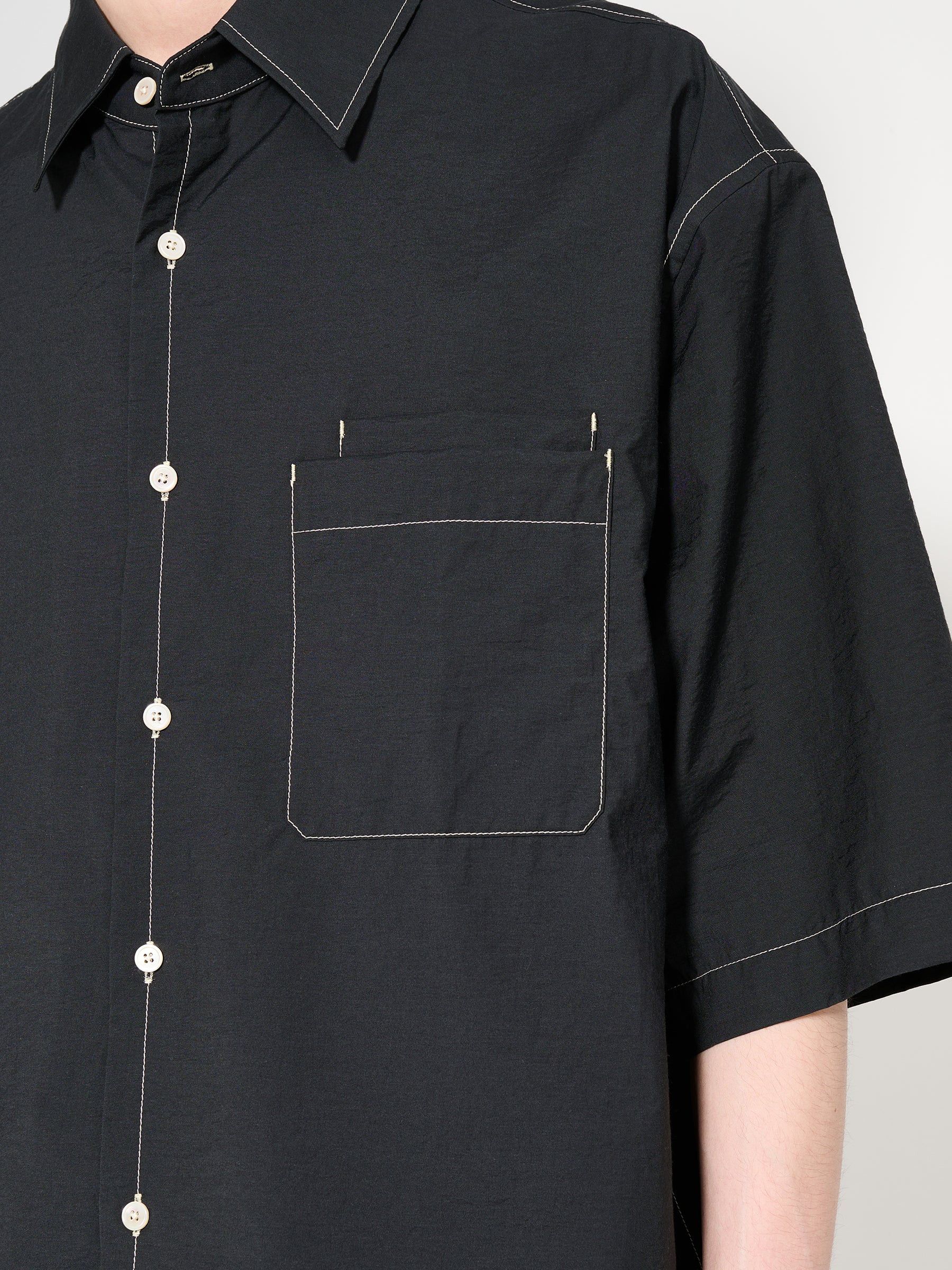 Lemaire o1s22i1n1024 Oversized Short-Sleeved Shirt in Black Size US M / EU 48-50 / 2 - 6 Thumbnail