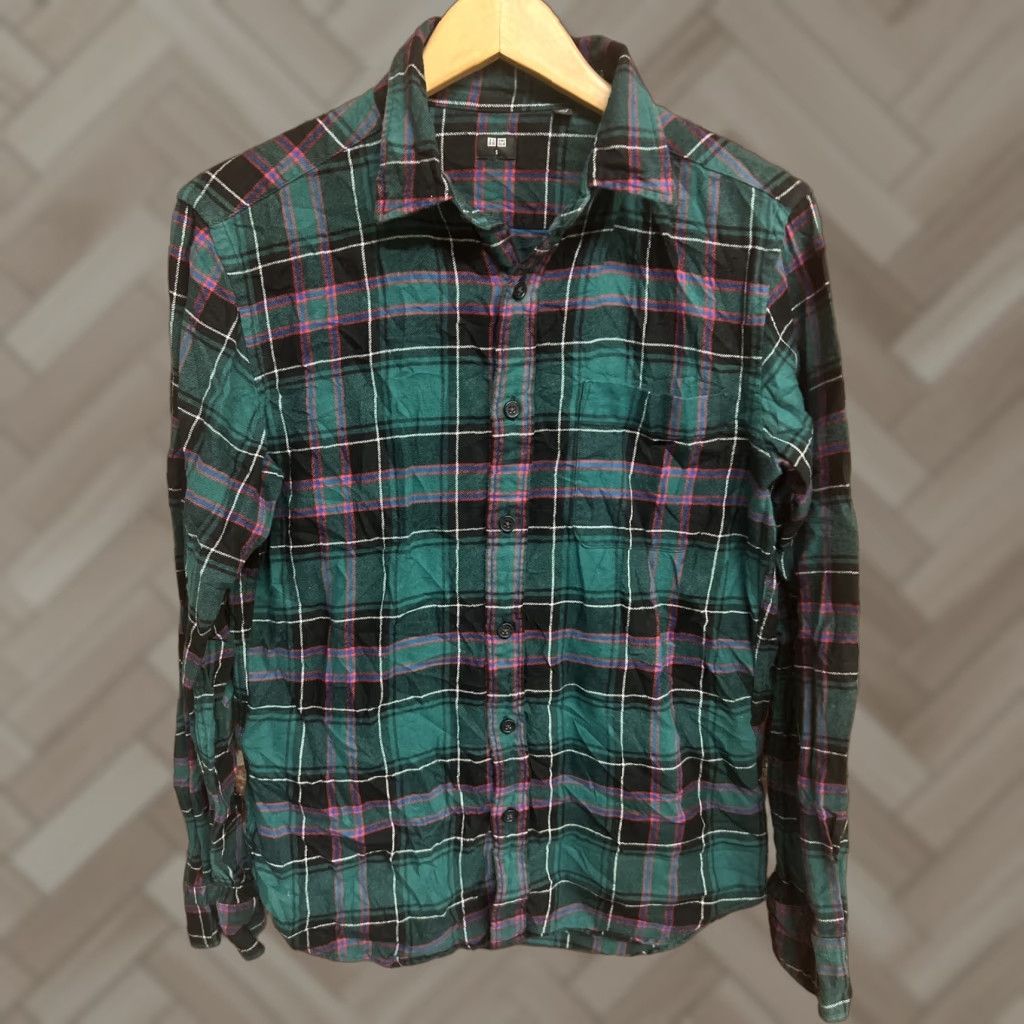 Uniqlo Uniqlo Mens Green Flannel Plaid Button Up Small Shirt Size US S / EU 44-46 / 1 - 1 Thumbnail