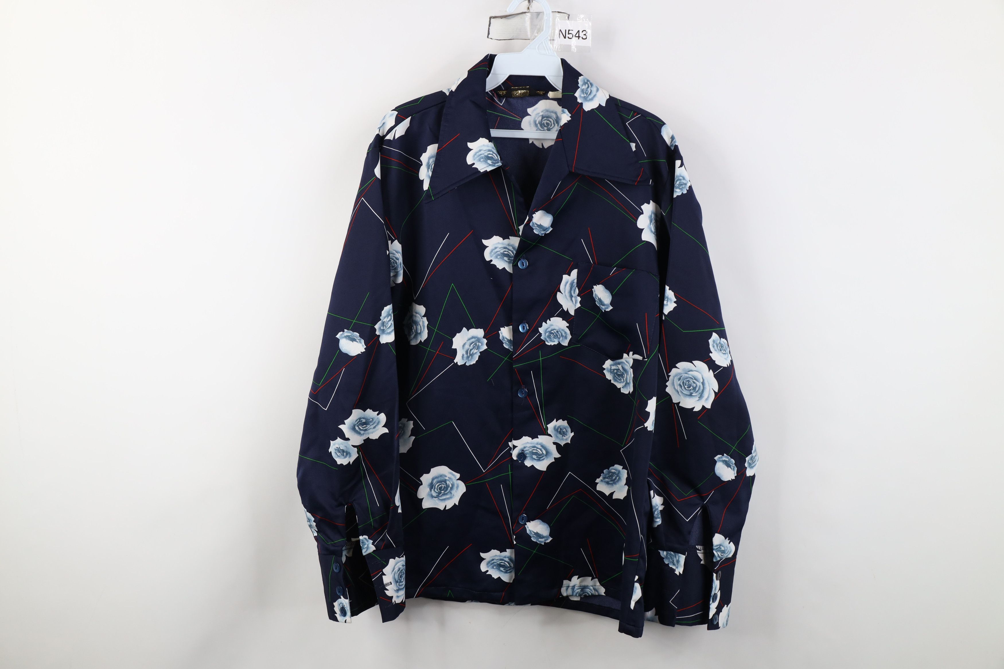 Vintage Vintage 50s 60s Cat Eye Button Collar Knit Button Shirt USA Size US L / EU 52-54 / 3 - 1 Thumbnail