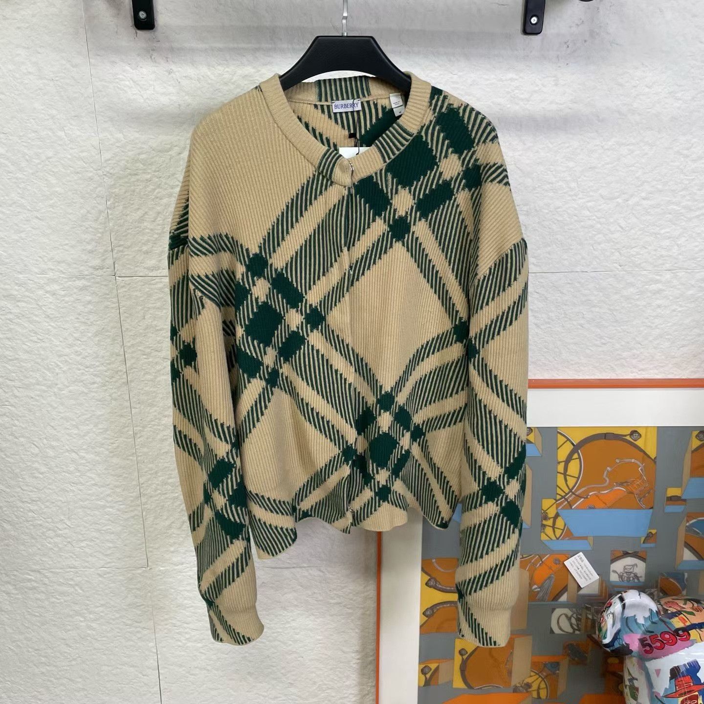 Burberry Burberry New Plaid Knit Cardigan Size M / US 6-8 / IT 42-44 - 1 Thumbnail