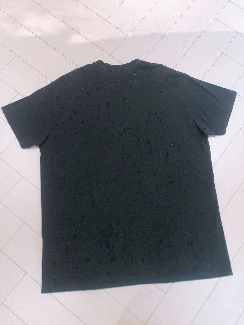 Givenchy Givenchy #Men's# White logo black ripped short sleeve Size US S / EU 44-46 / 1 - 2 Thumbnail