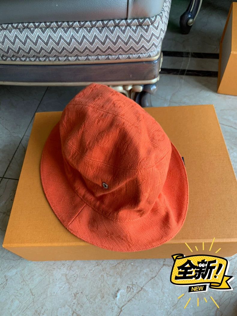 Louis Vuitton Louis Vuitton Reversible Orange Fisherman Hat 2505-Nextarro Size ONE SIZE - 1 Thumbnail