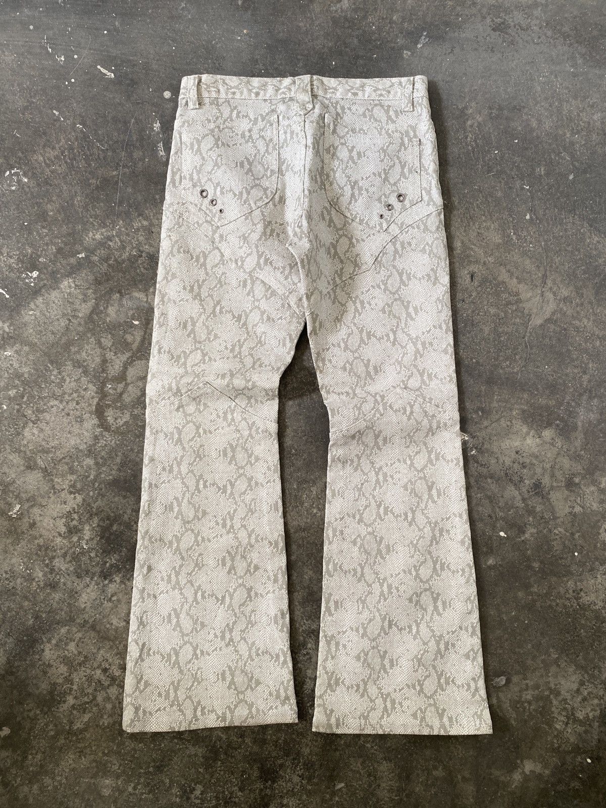 If Six Was Nine Semantic Design “Python” Snakeskin Flared Jeans Size US 30 / EU 46 - 1 Thumbnail
