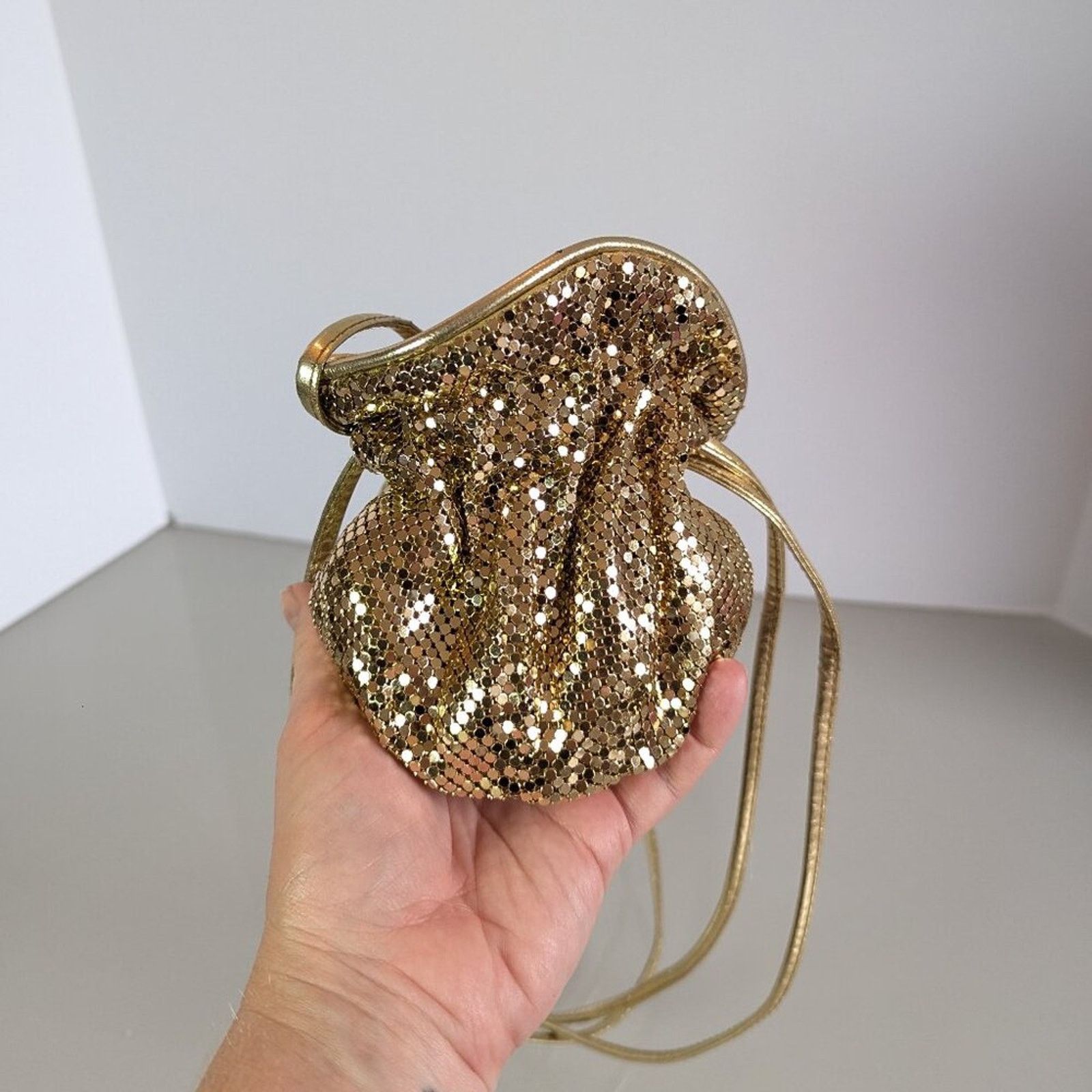 Vintage Whiting And Davis Vintage Gold Mini Drawstring Bucket Bag Size ONE SIZE - 2 Thumbnail